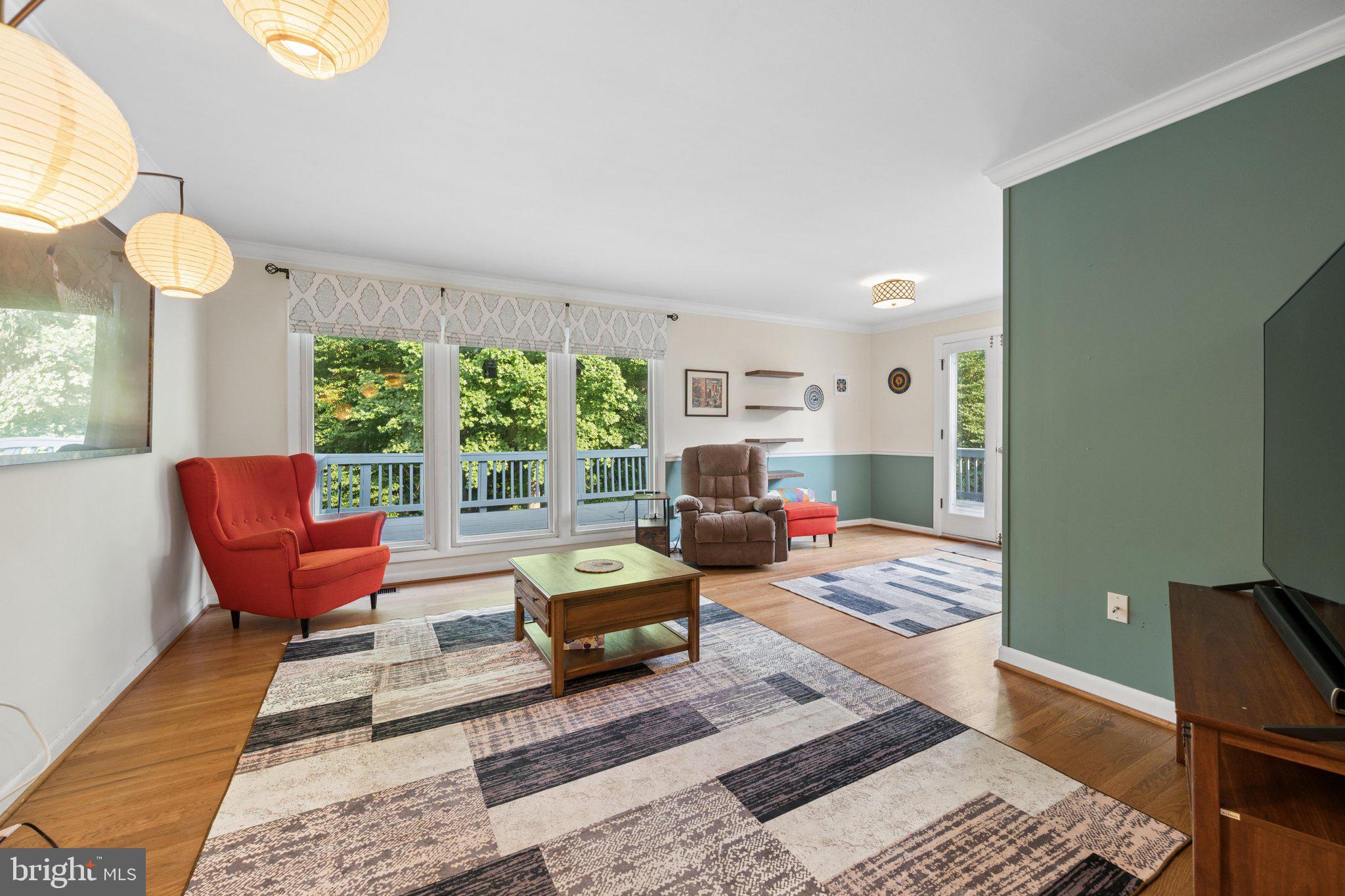 ROCK CREEK MANOR - Residential