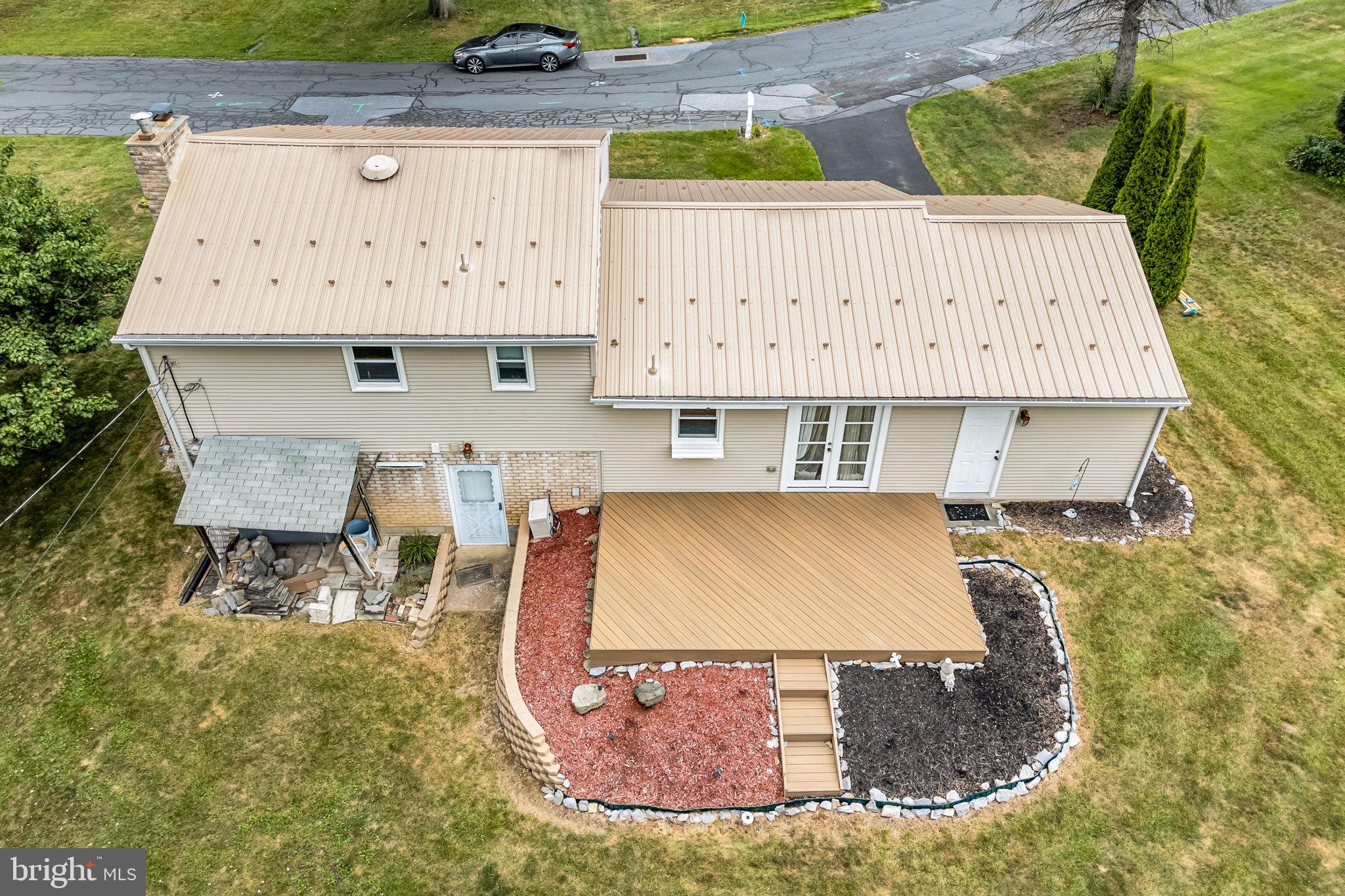 MT ALLEN HEIGHTS - Residential