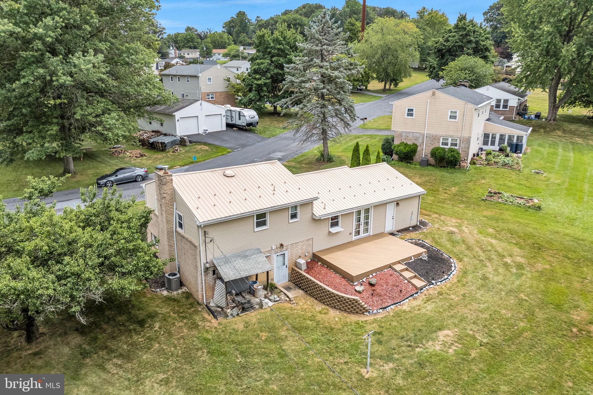MT ALLEN HEIGHTS - Residential