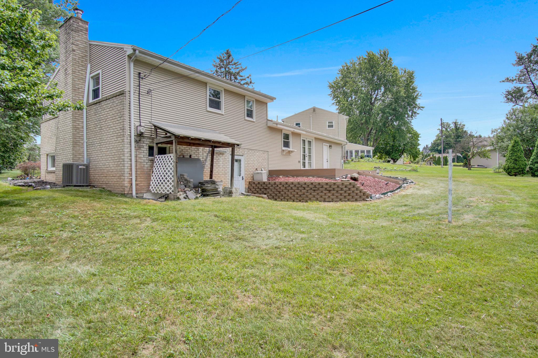 MT ALLEN HEIGHTS - Residential