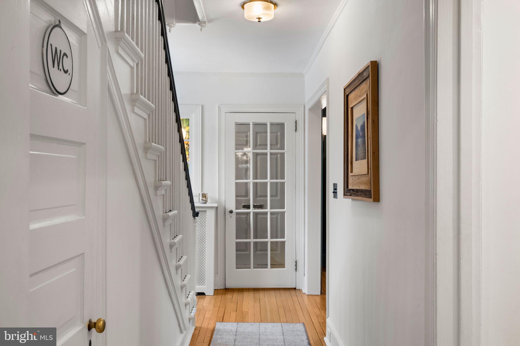 CHESTNUT HILL - Residential