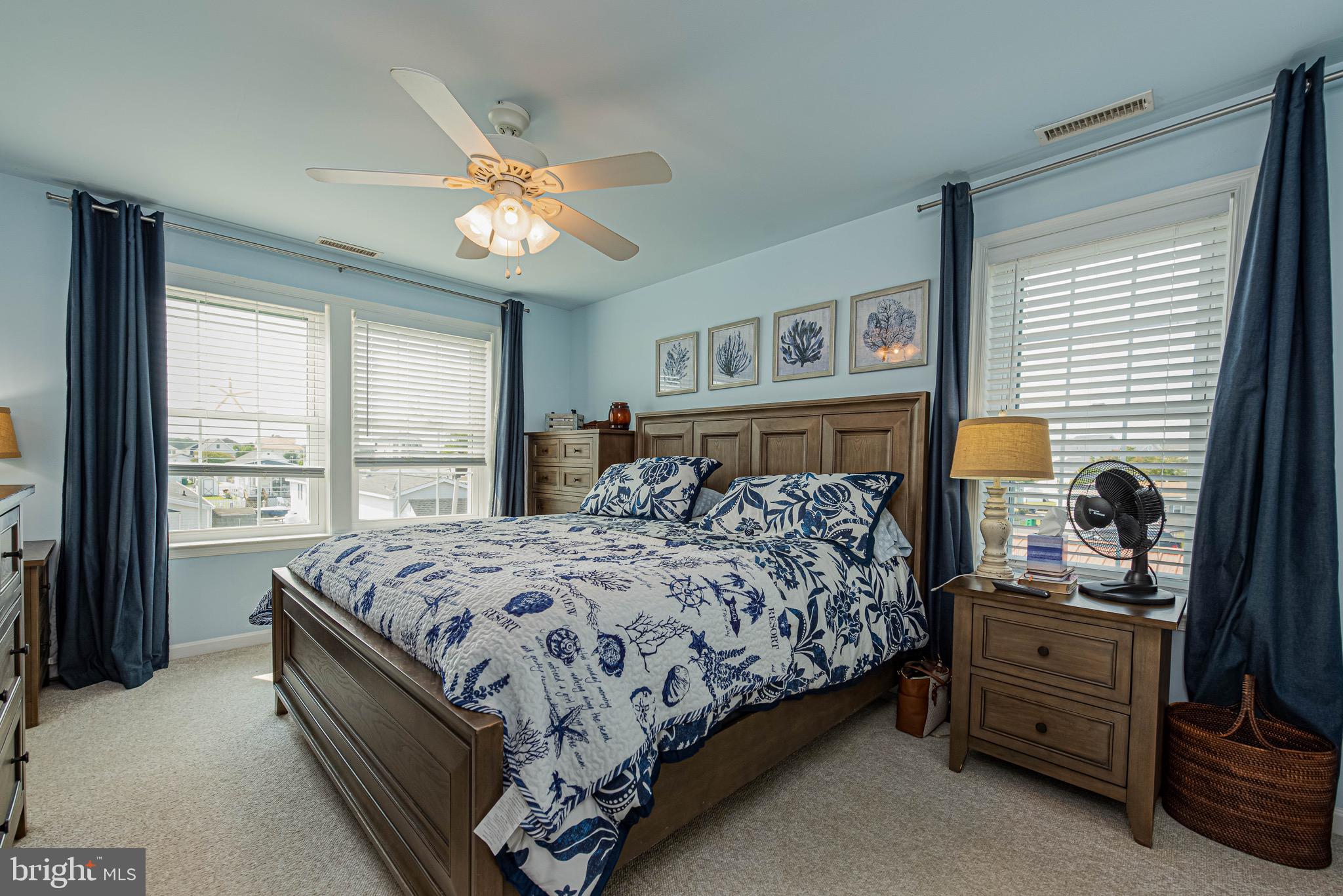 SWANN KEYS - Residential