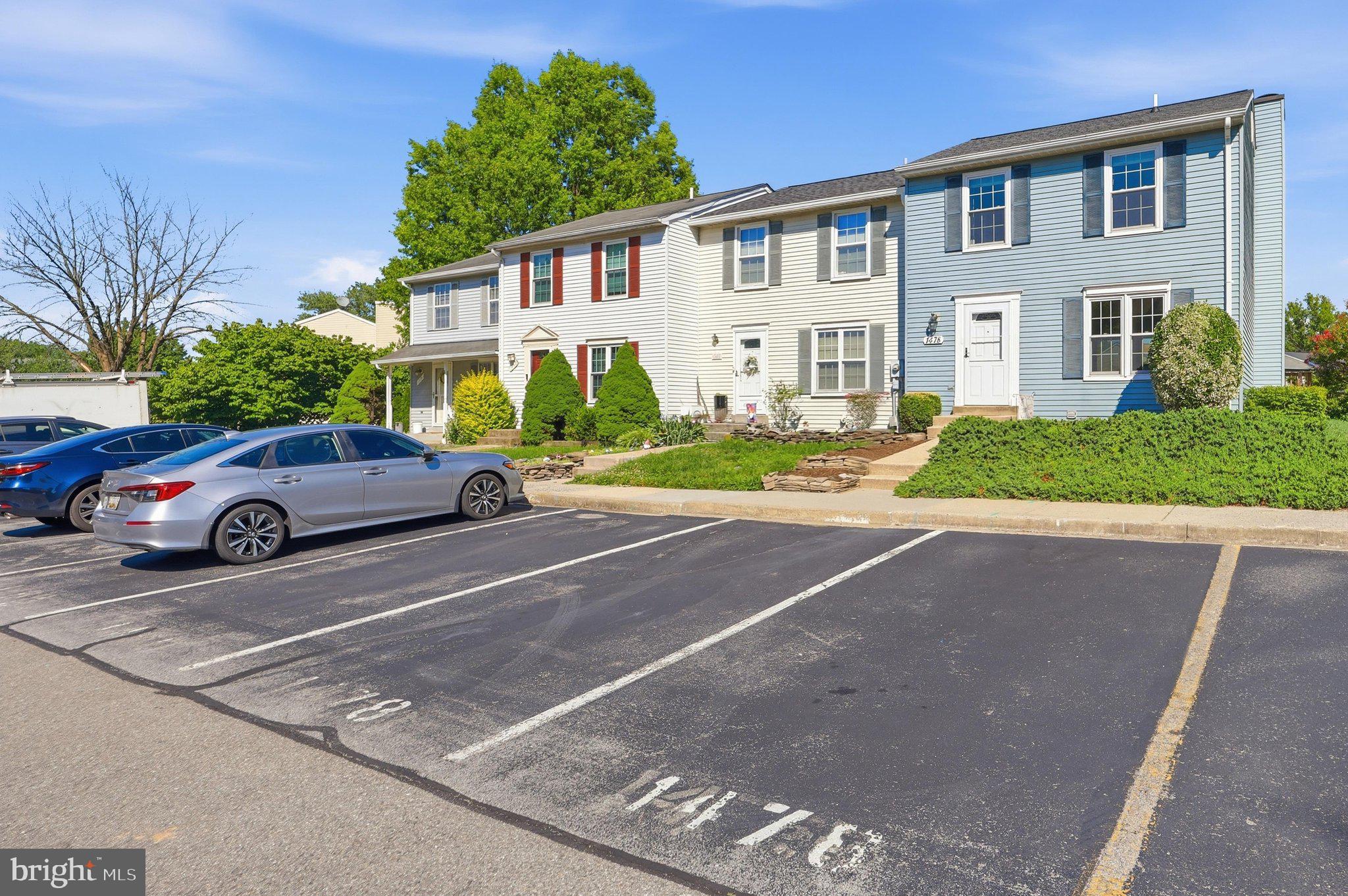 FREDERICKTOWNE VILLAGE - Residential