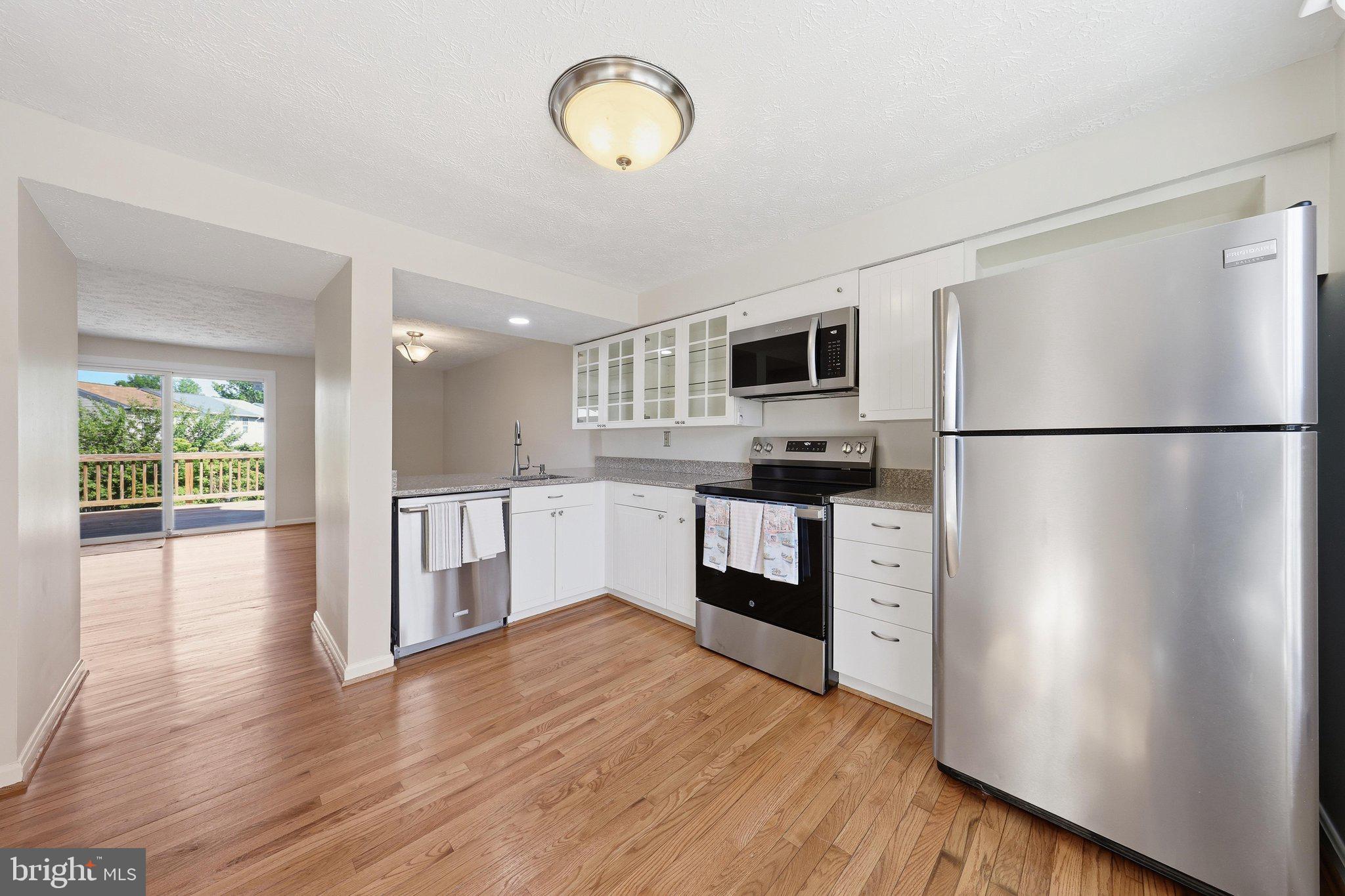 FREDERICKTOWNE VILLAGE - Residential