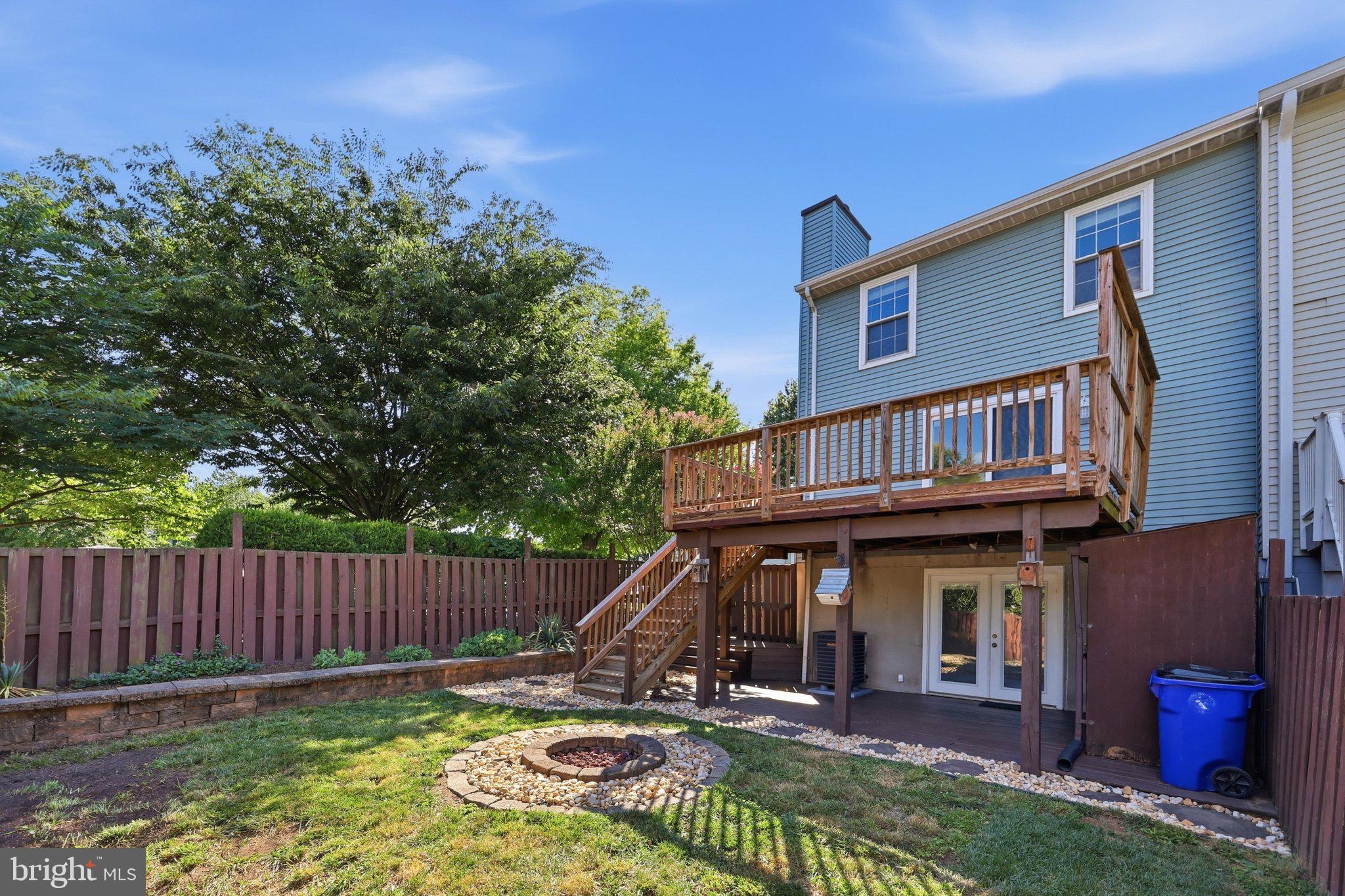 FREDERICKTOWNE VILLAGE - Residential