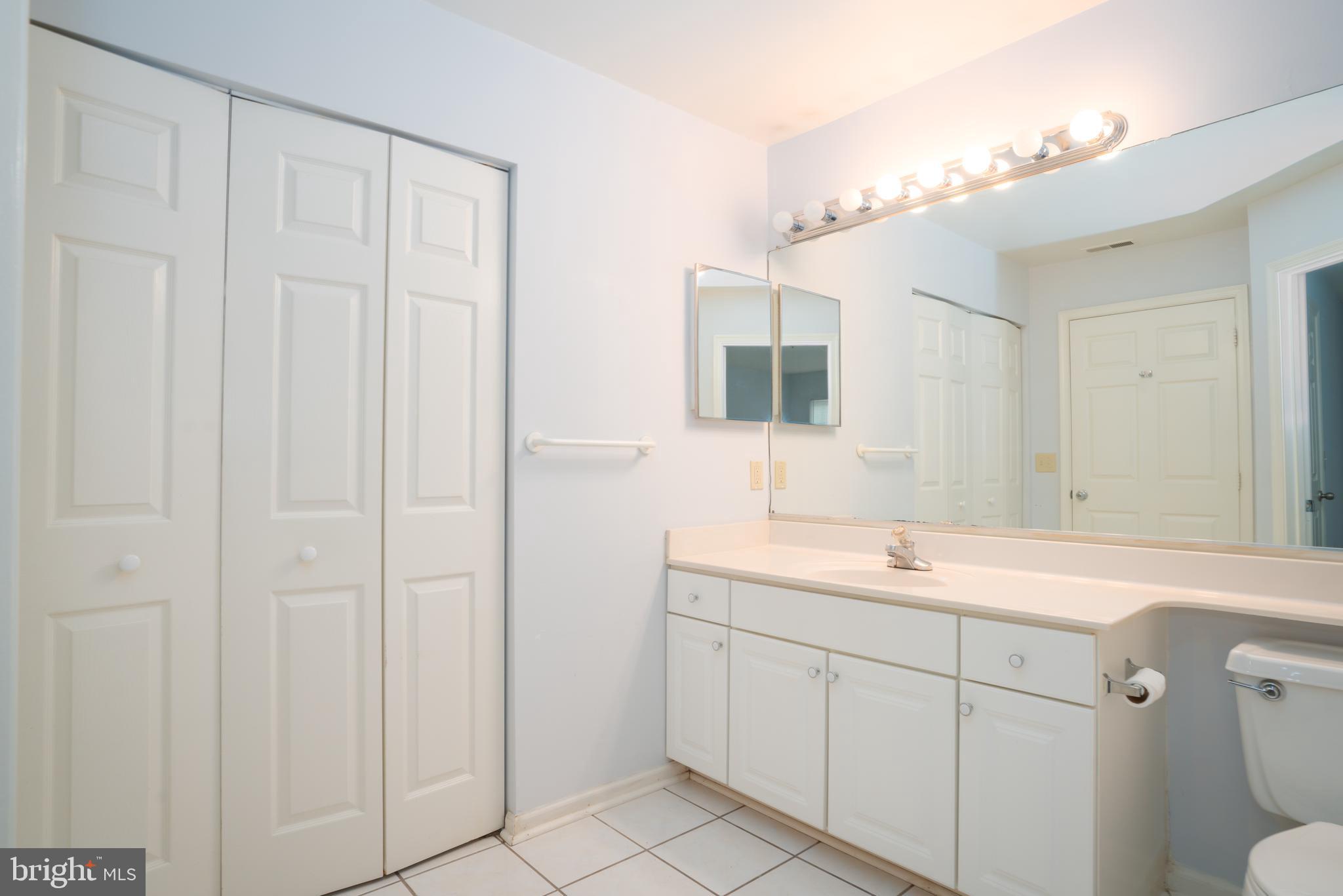 SILVERBROOK FARMS - Residential
