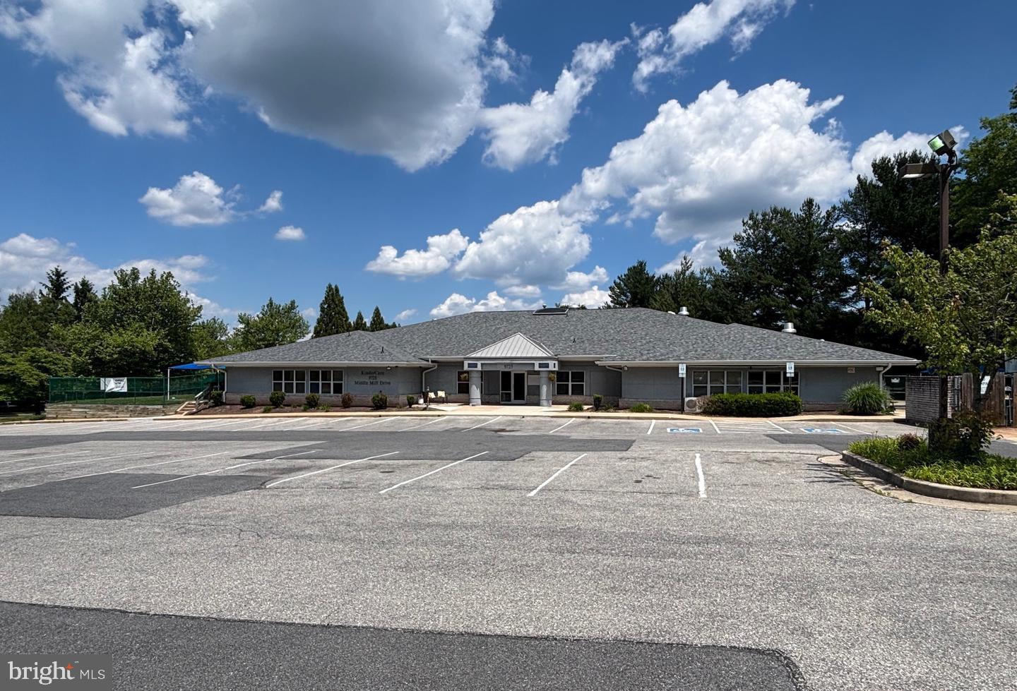 SILVERBROOK FARMS - Residential