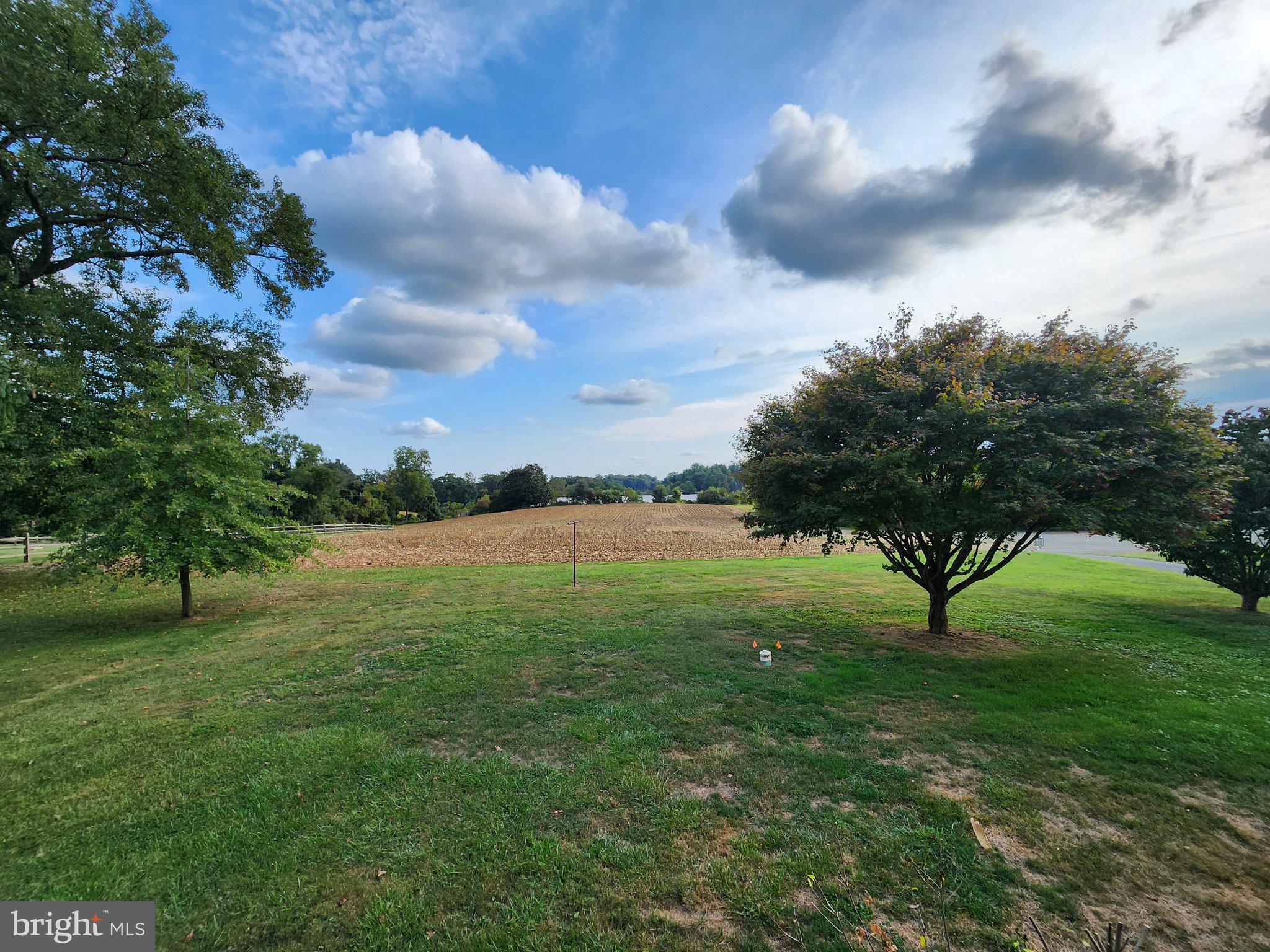 JARRETTSVILLE - Residential