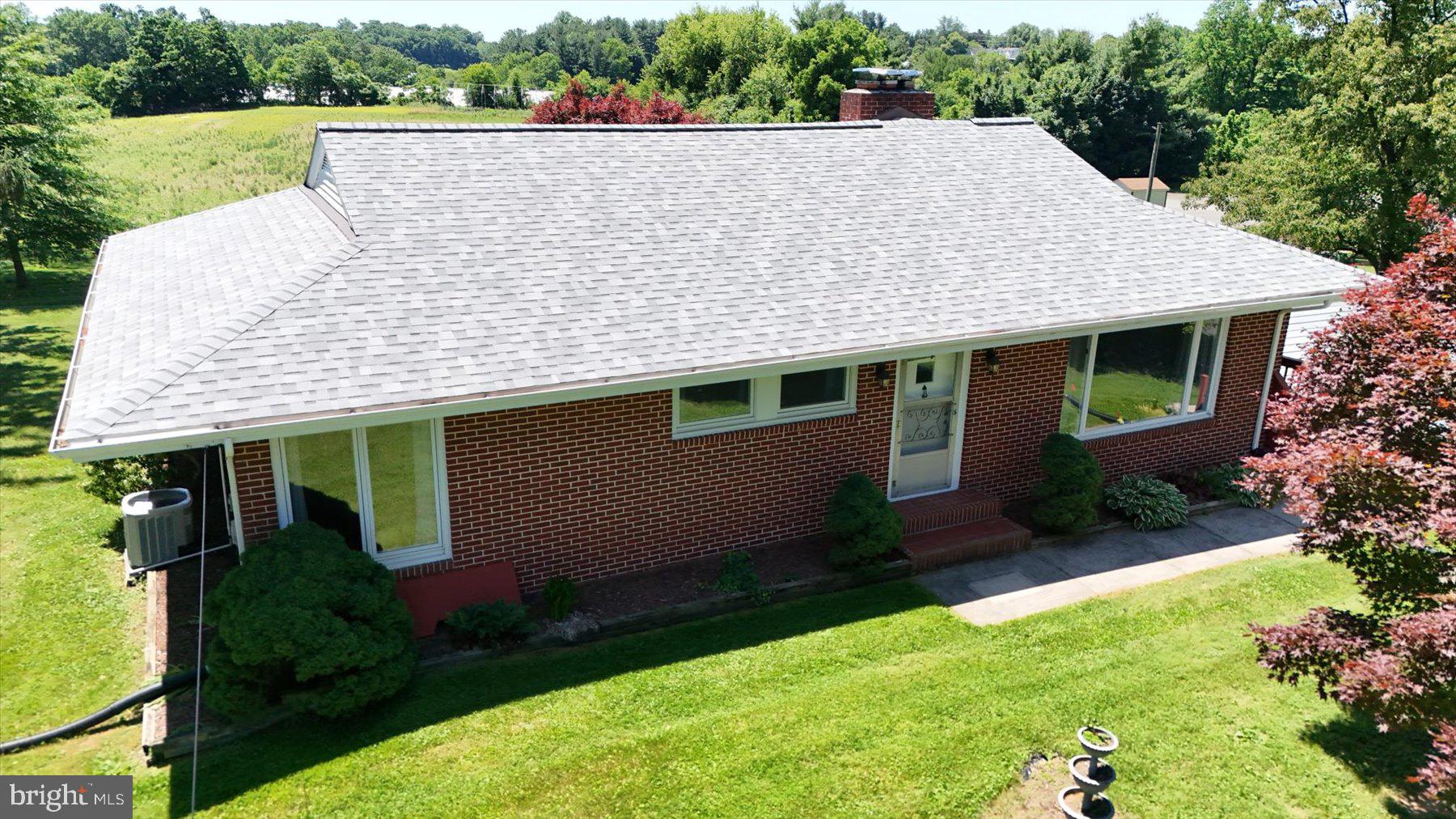 JARRETTSVILLE - Residential
