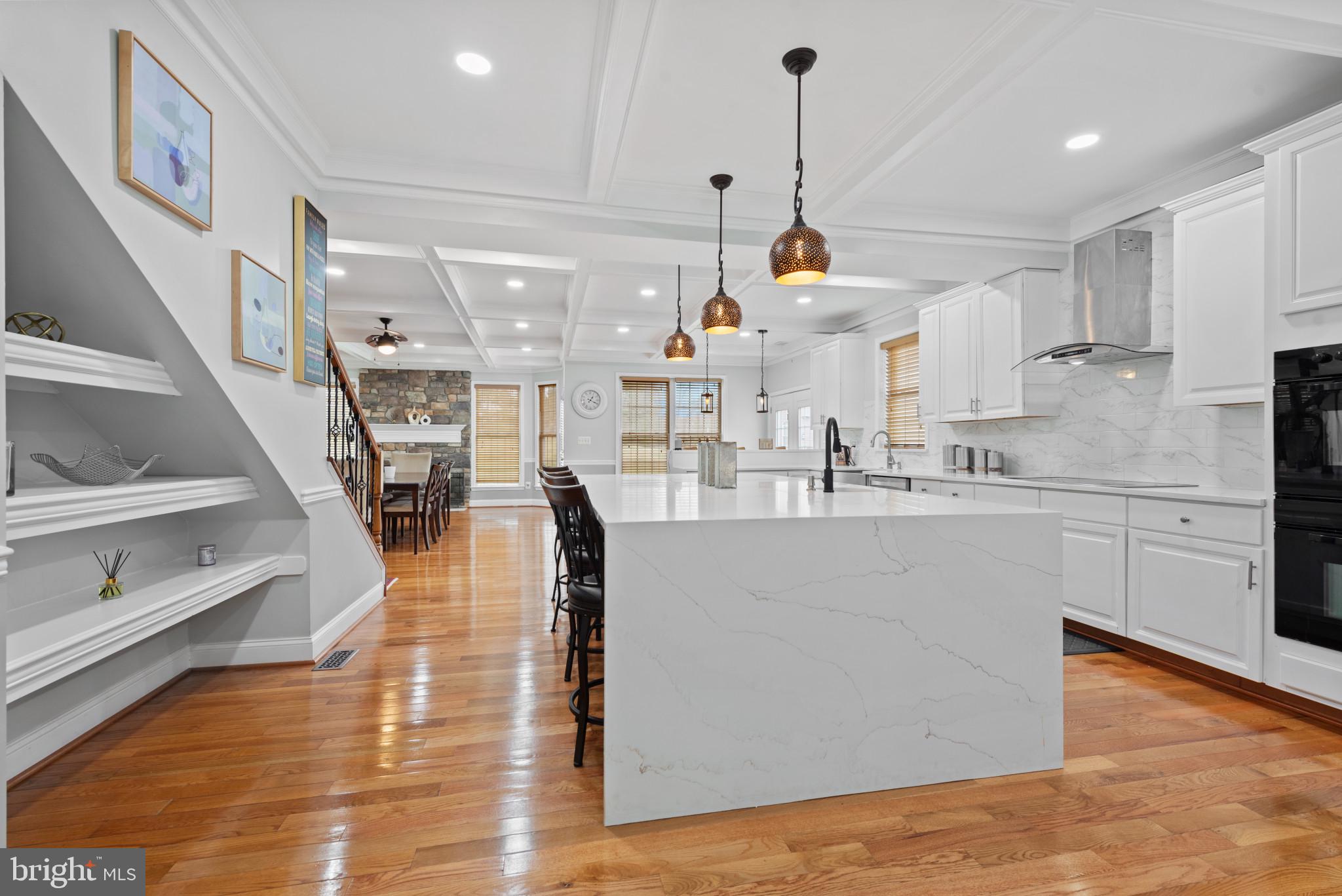 VALLEY HILLS - Residential