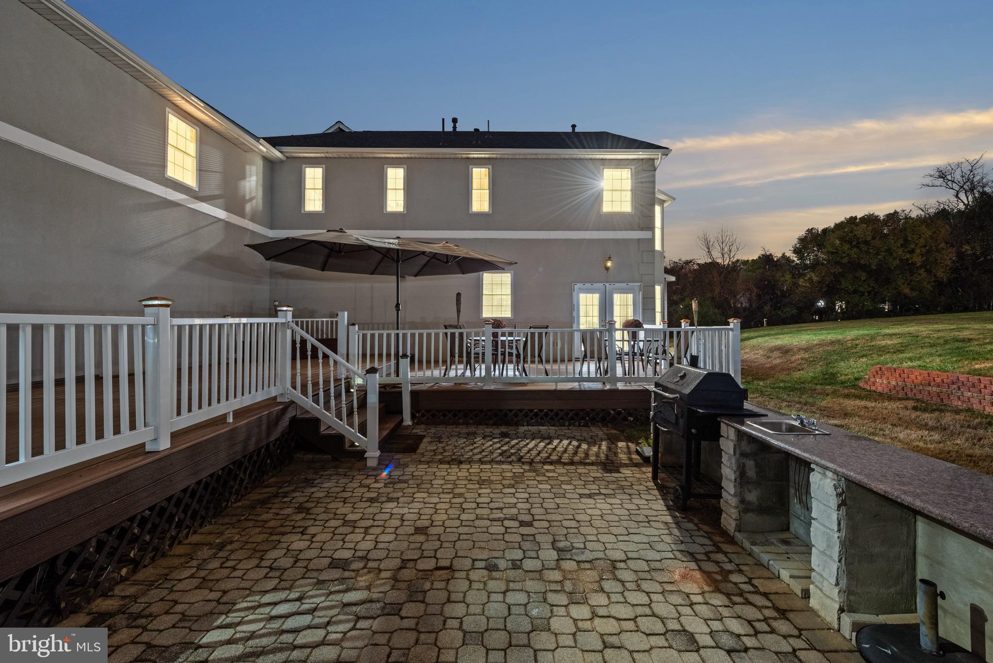 VALLEY HILLS - Residential
