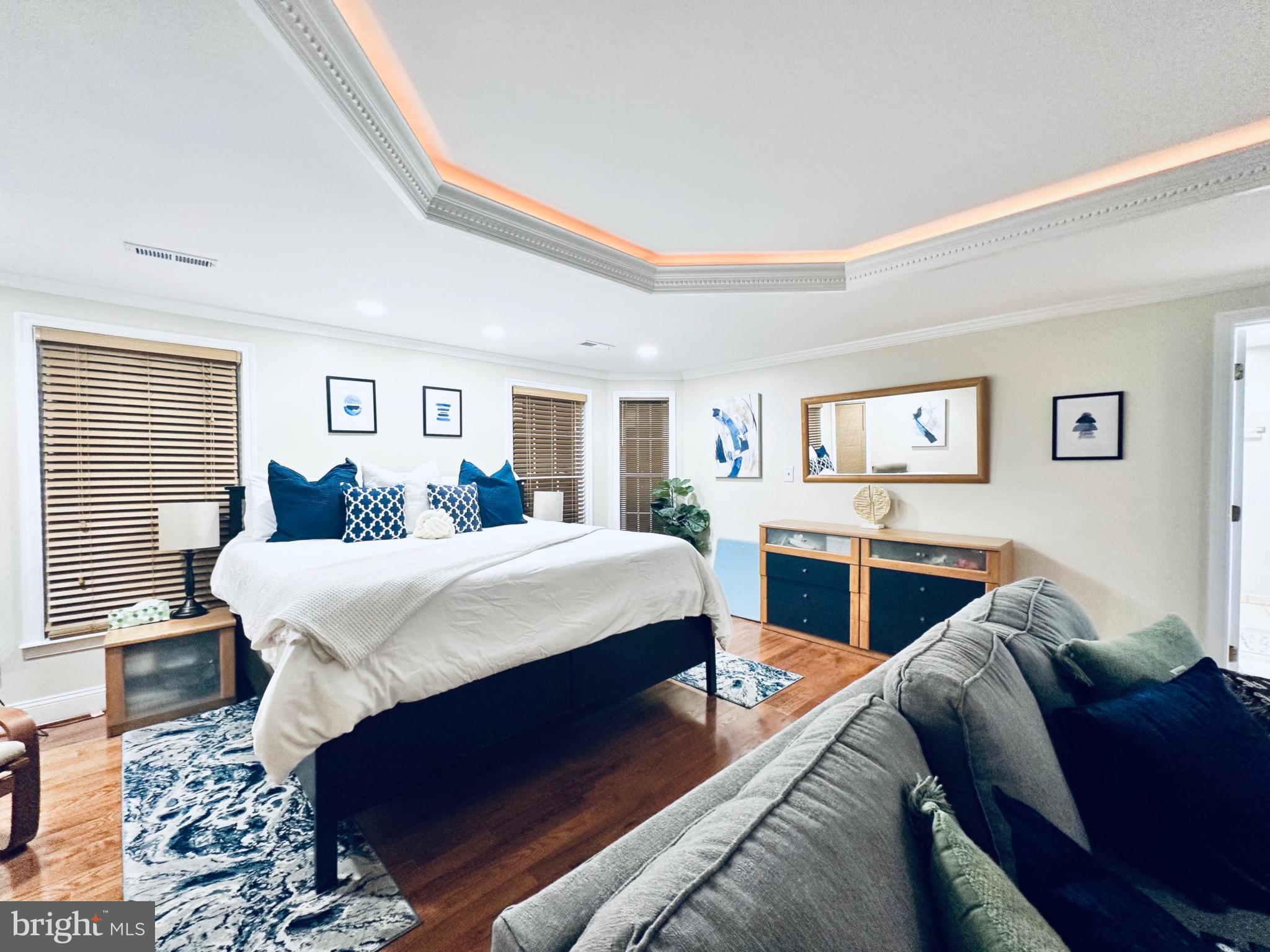 VALLEY HILLS - Residential