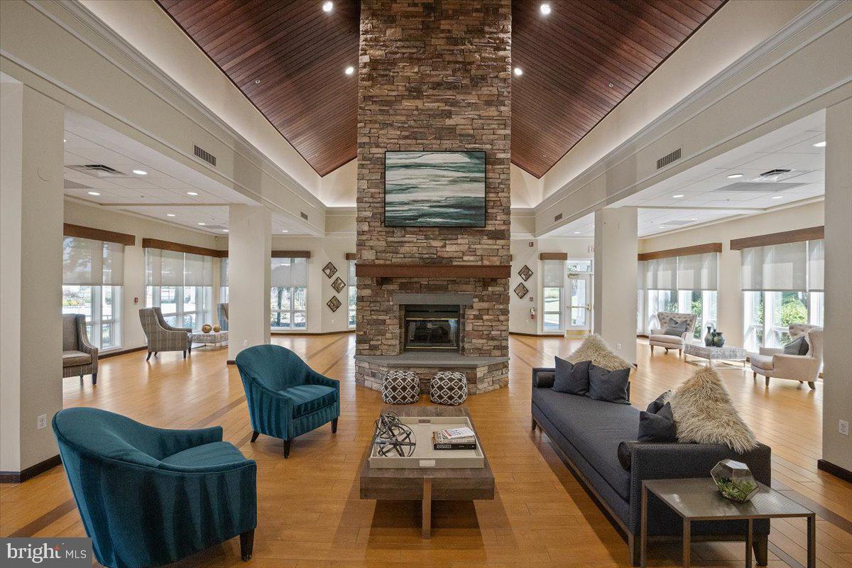 CEDAR RIDGE - Residential