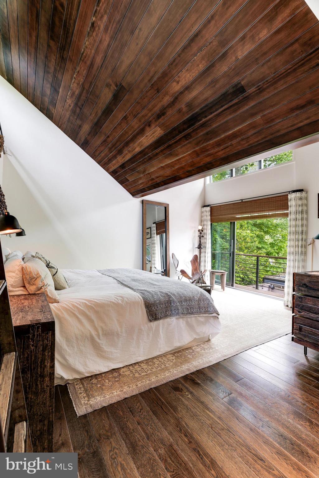 RESTON - Residential