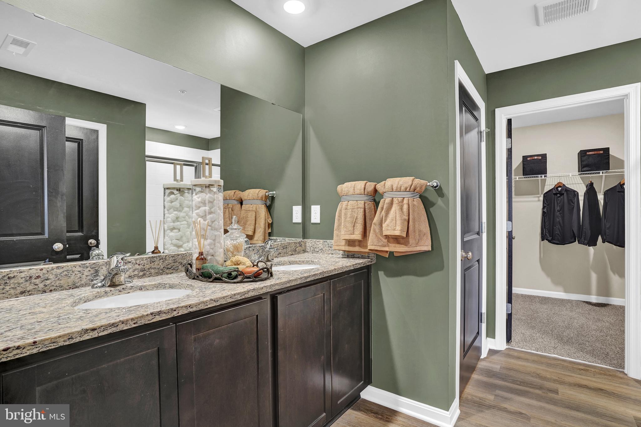 TOLLHOUSE WOODS - Residential