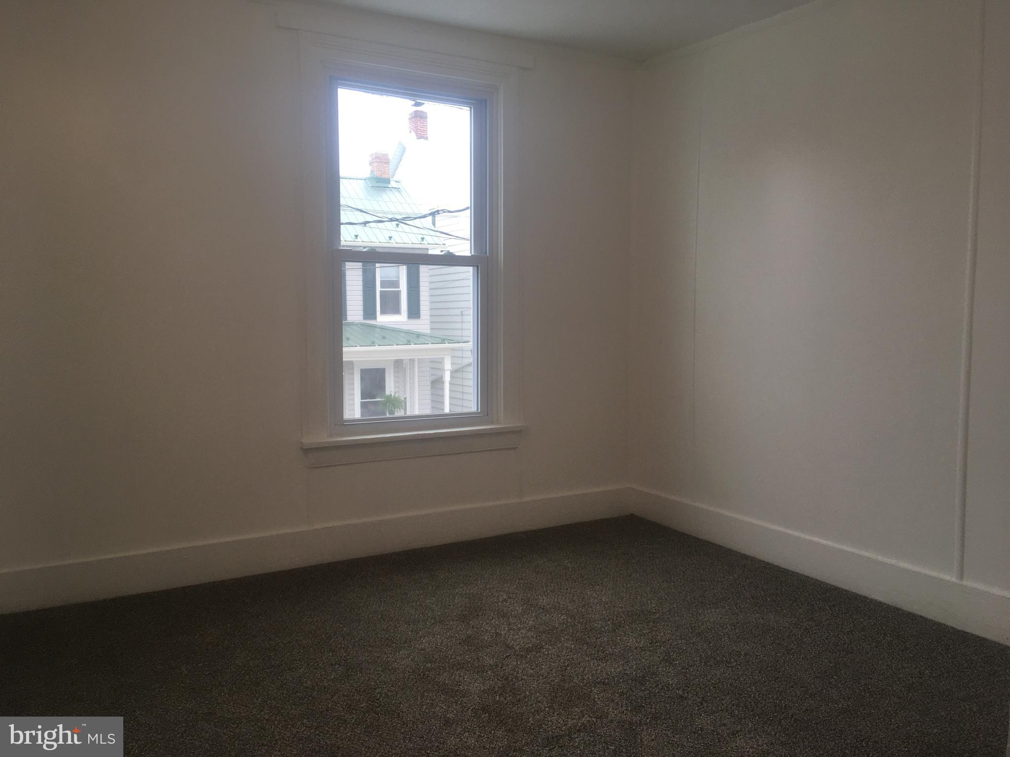NEWVILLE BOROUGH - Residential