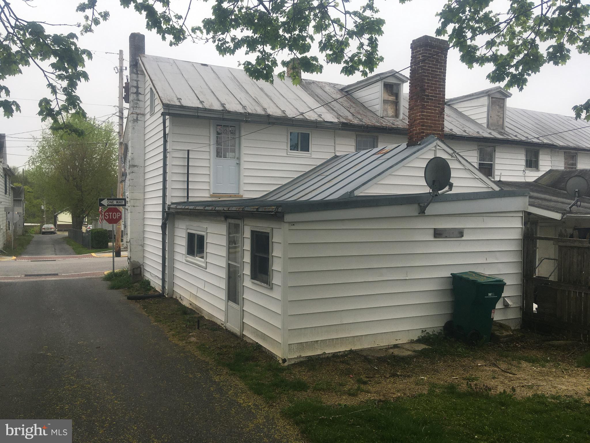 NEWVILLE BOROUGH - Residential