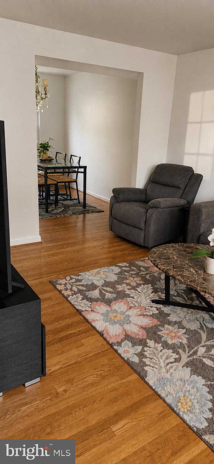 FARMINGDALE ESTATES - Residential