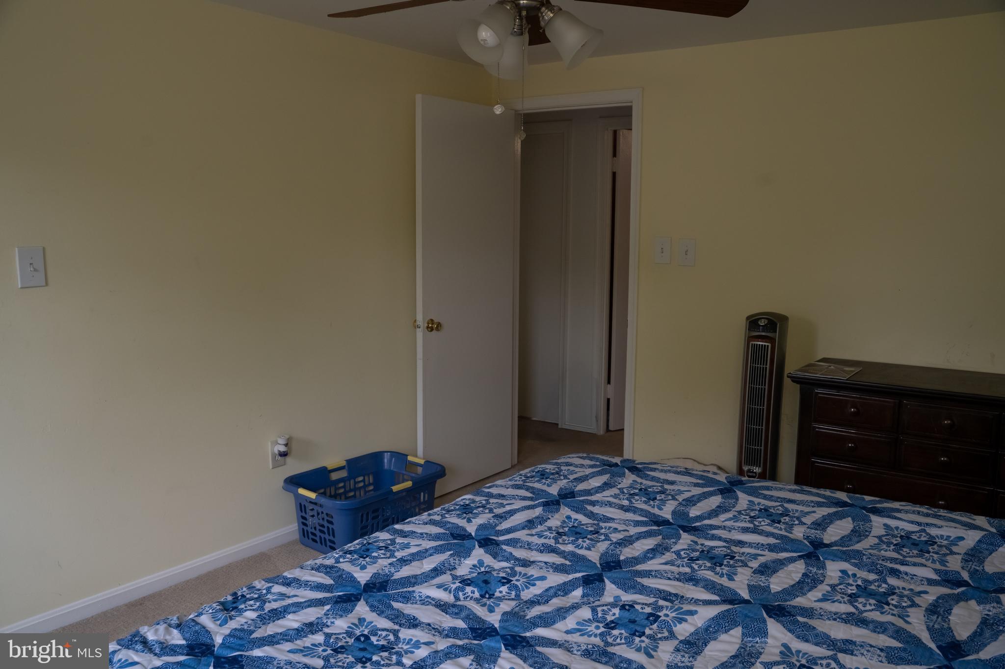 FARMINGDALE ESTATES - Residential