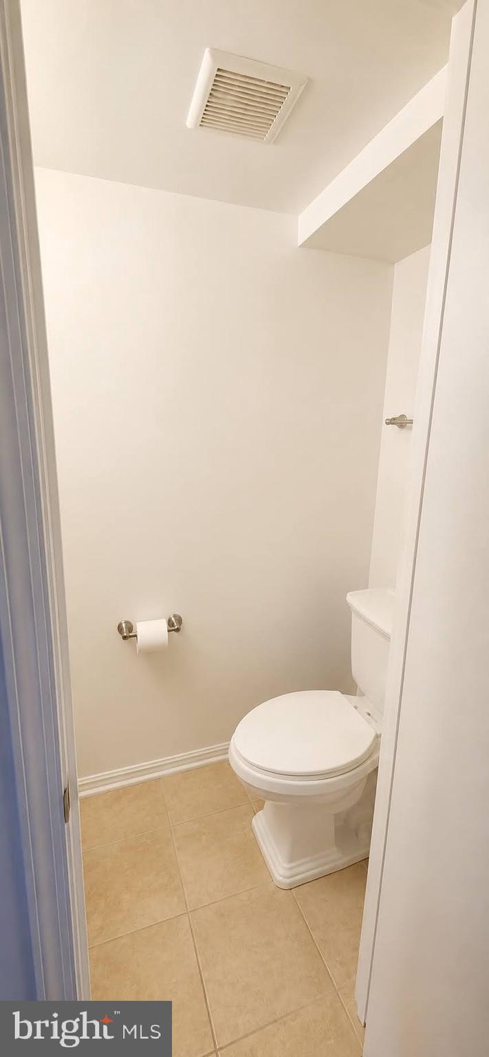 FARMINGDALE ESTATES - Residential