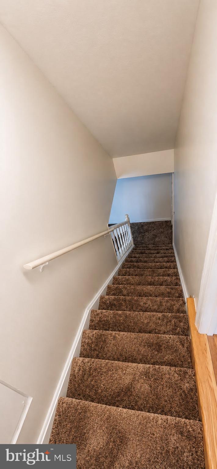 FARMINGDALE ESTATES - Residential
