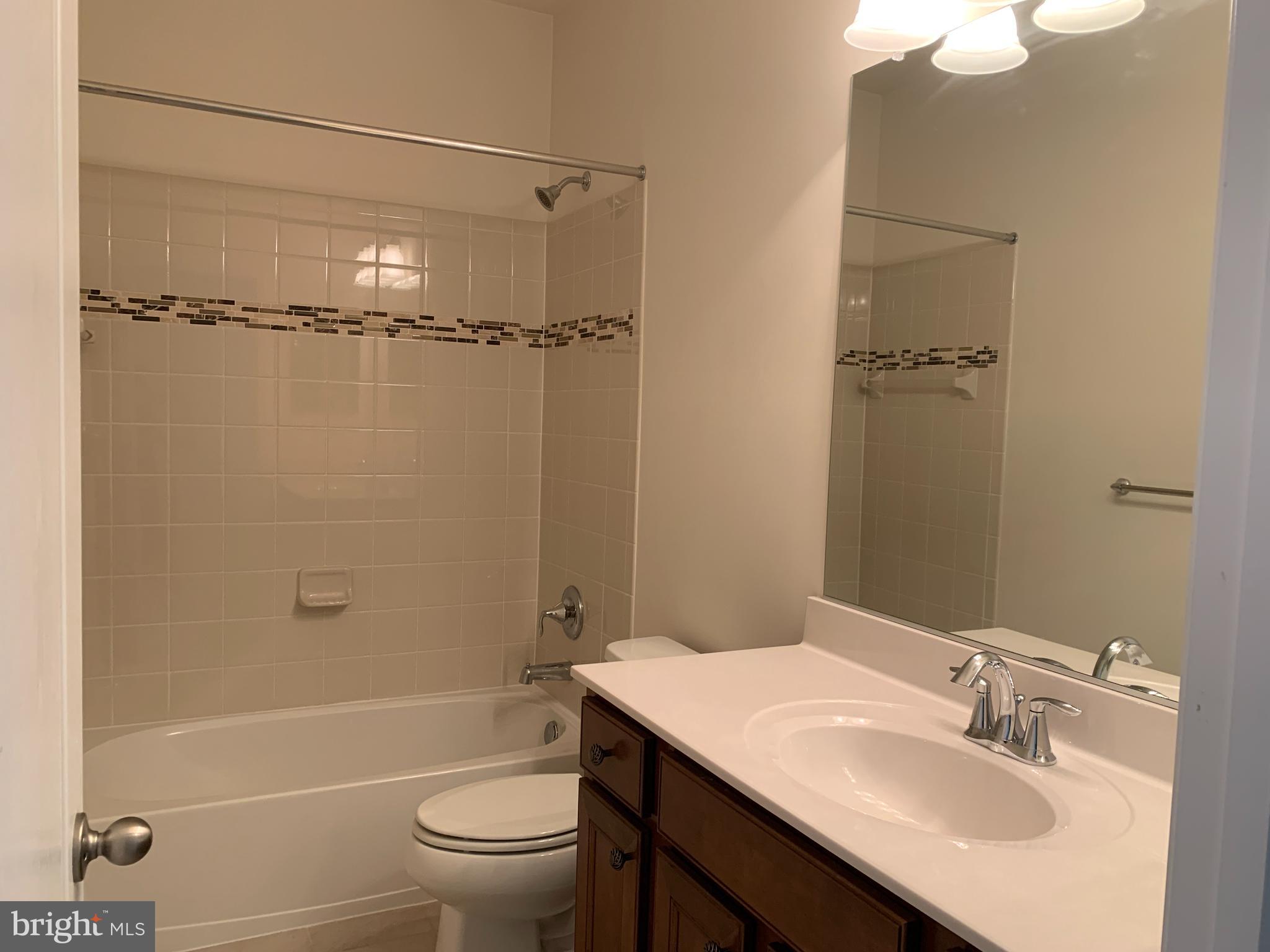 KENSINGTON OVERLOOK - Residential Lease