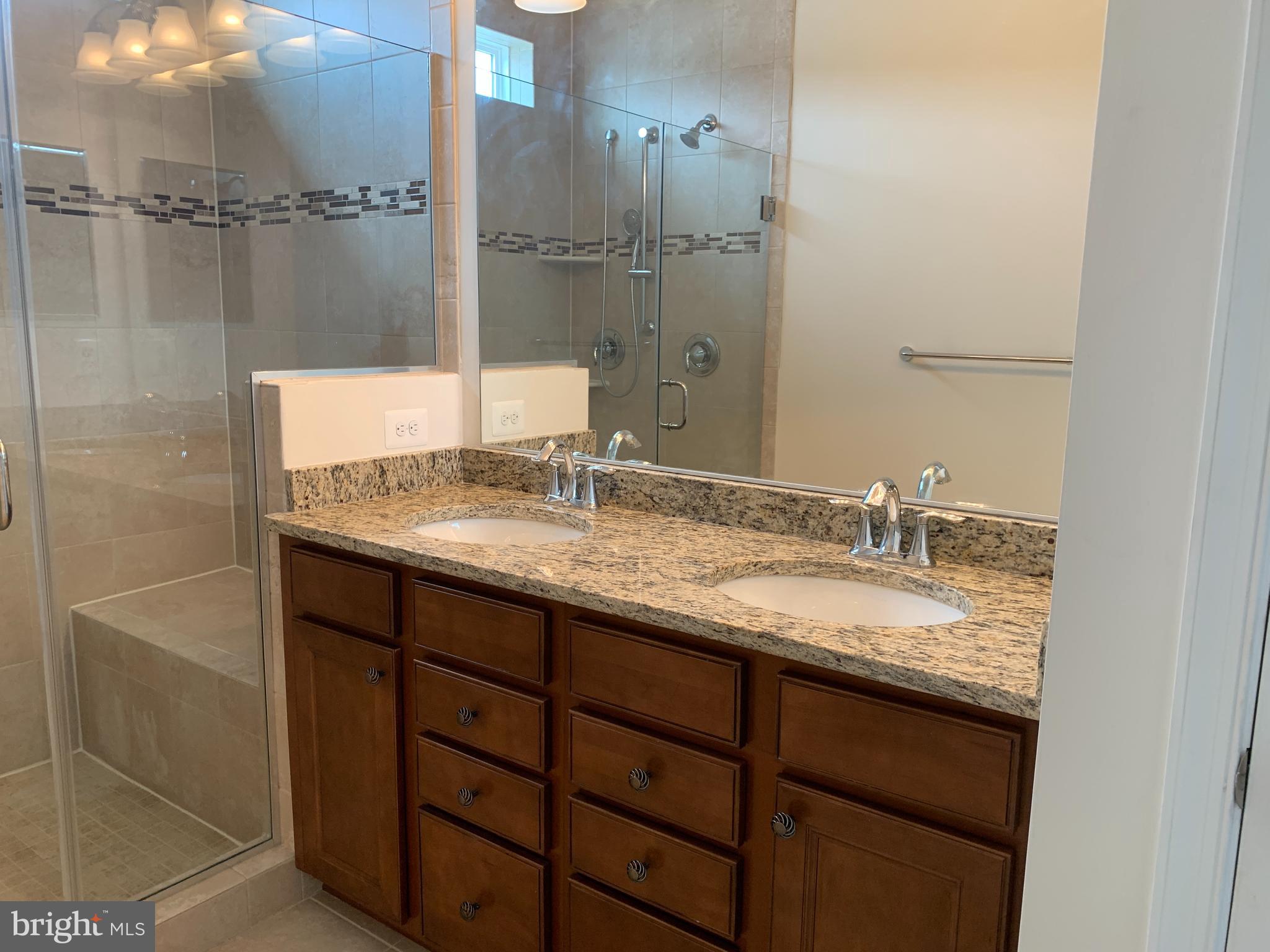 KENSINGTON OVERLOOK - Residential Lease