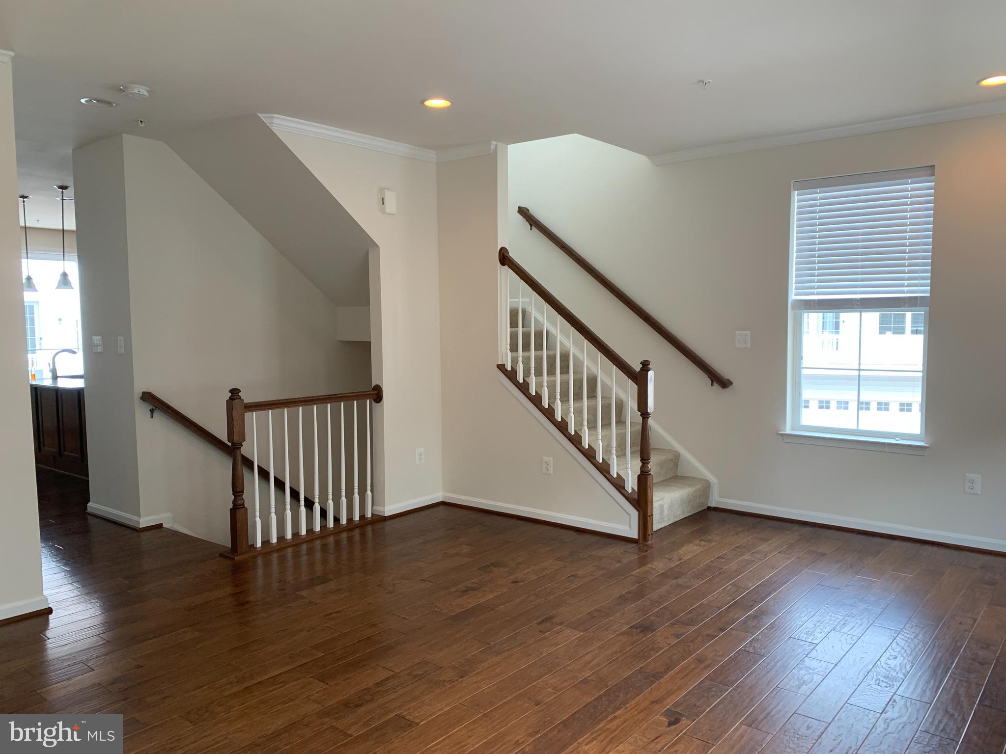 KENSINGTON OVERLOOK - Residential Lease