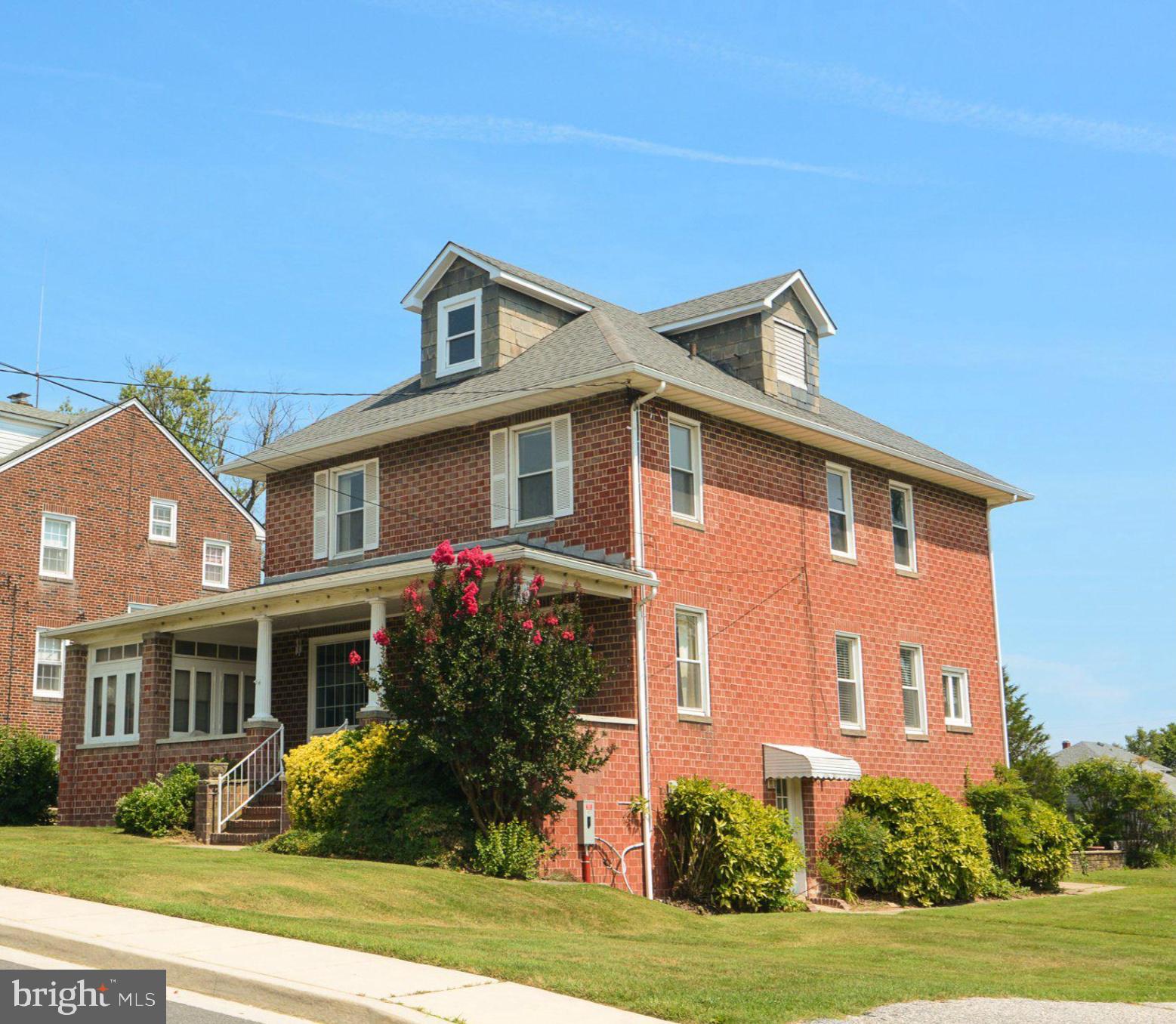 PARKVILLE - Residential
