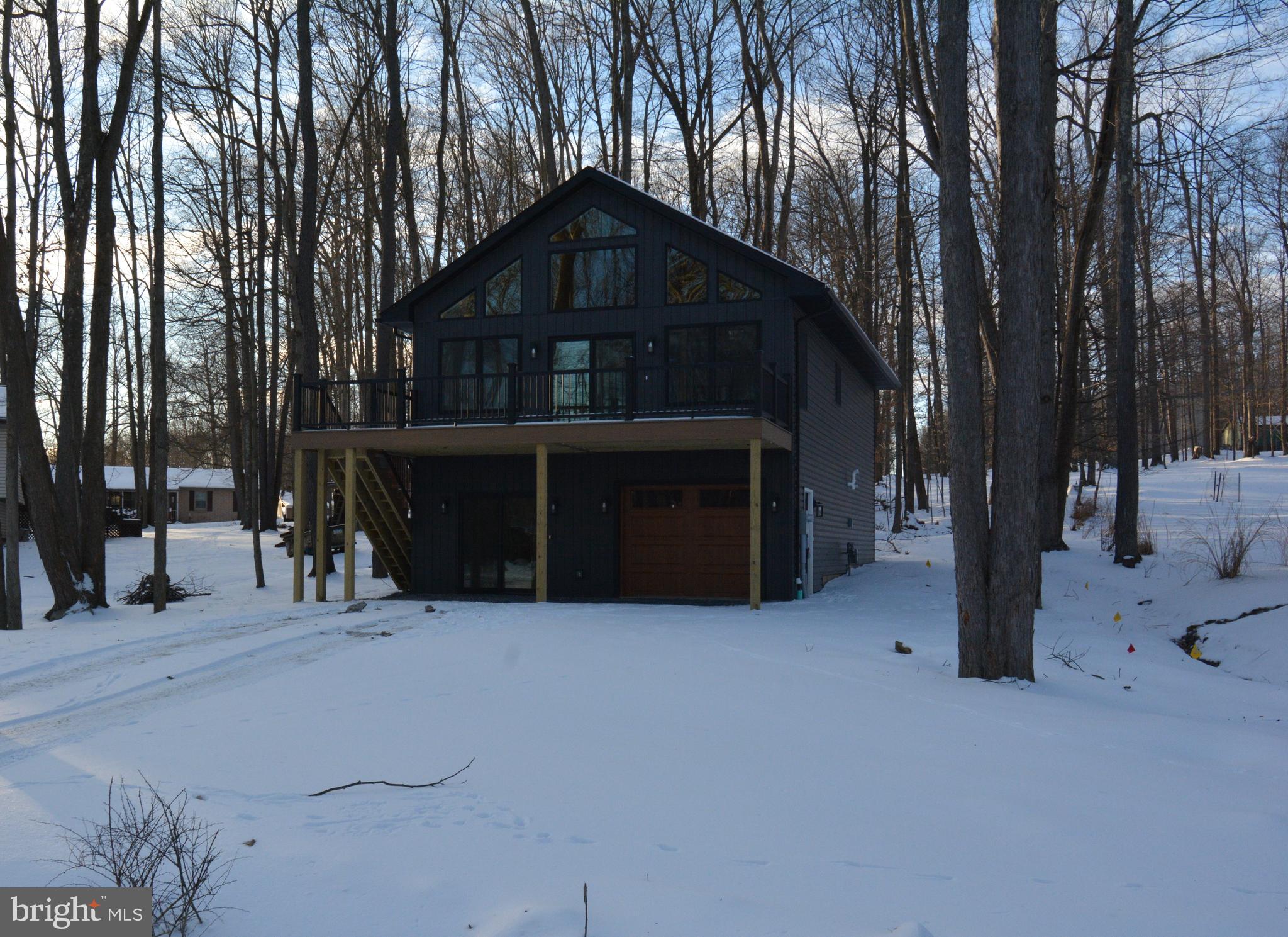 TREASURE LAKE - Residential