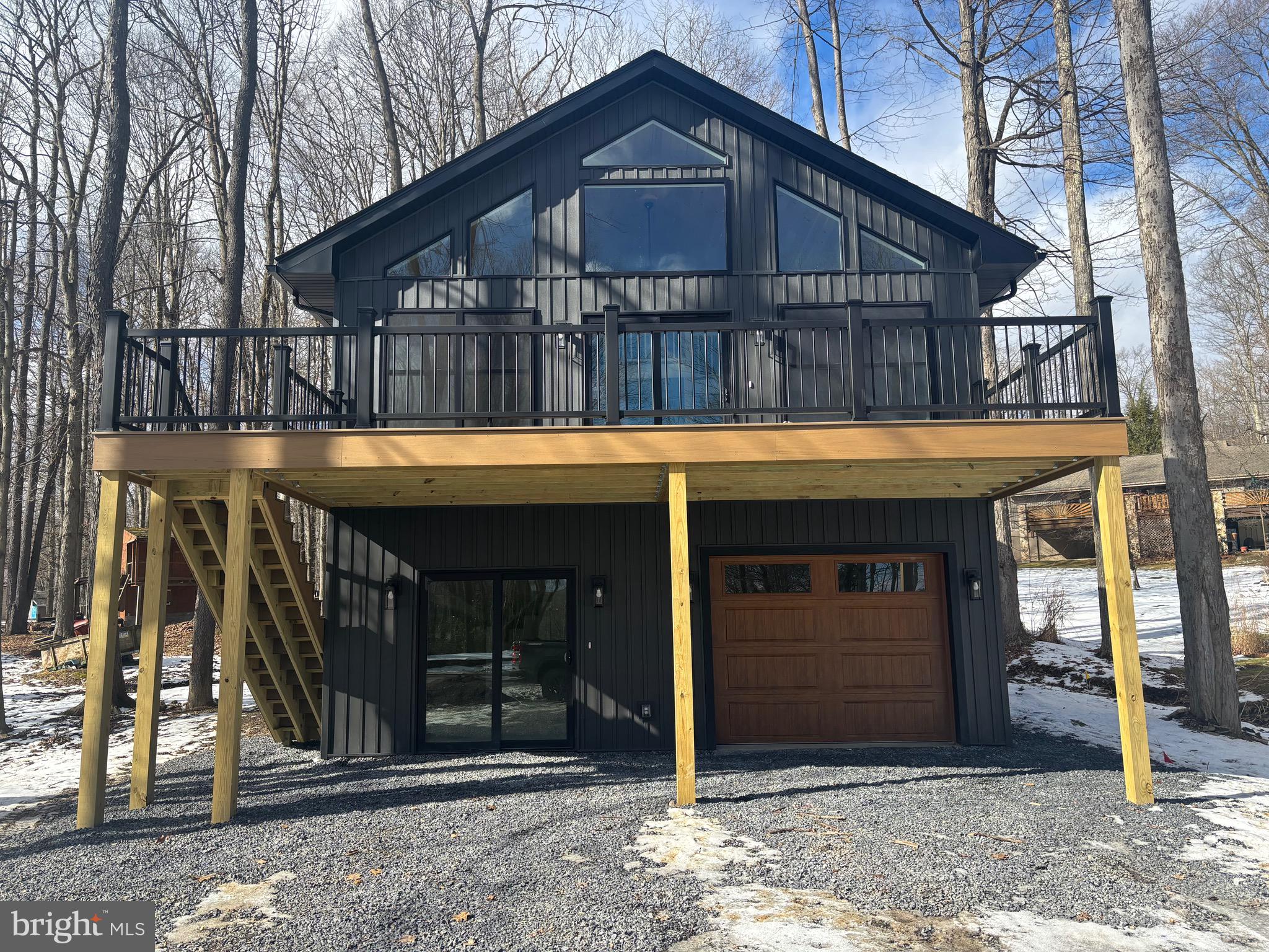 TREASURE LAKE - Residential