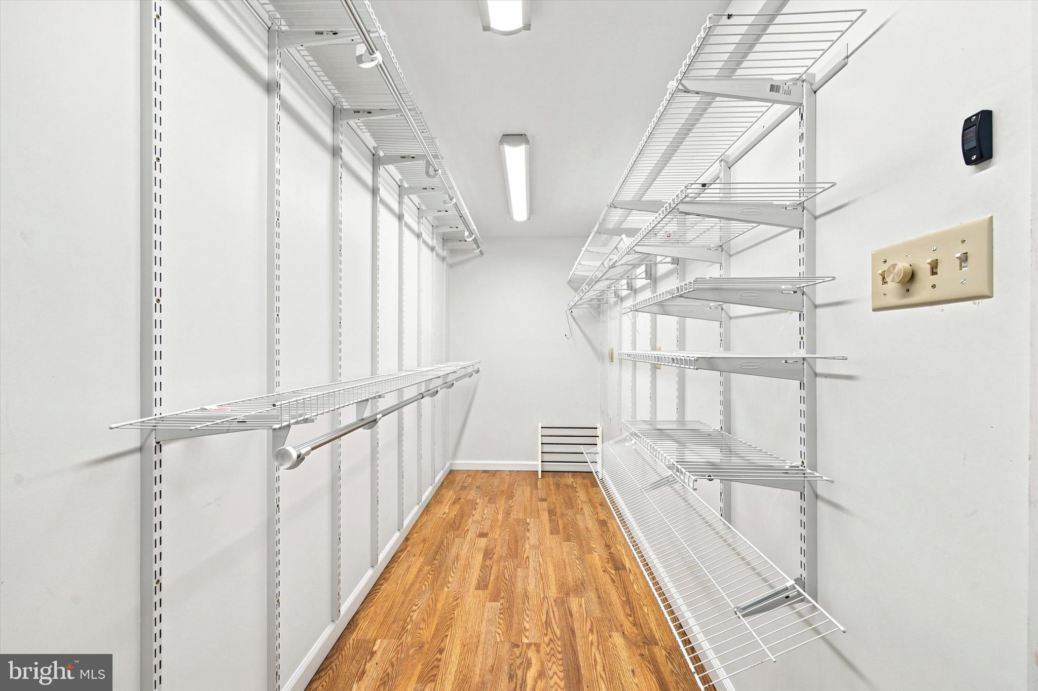 NON AVAILABLE - Residential