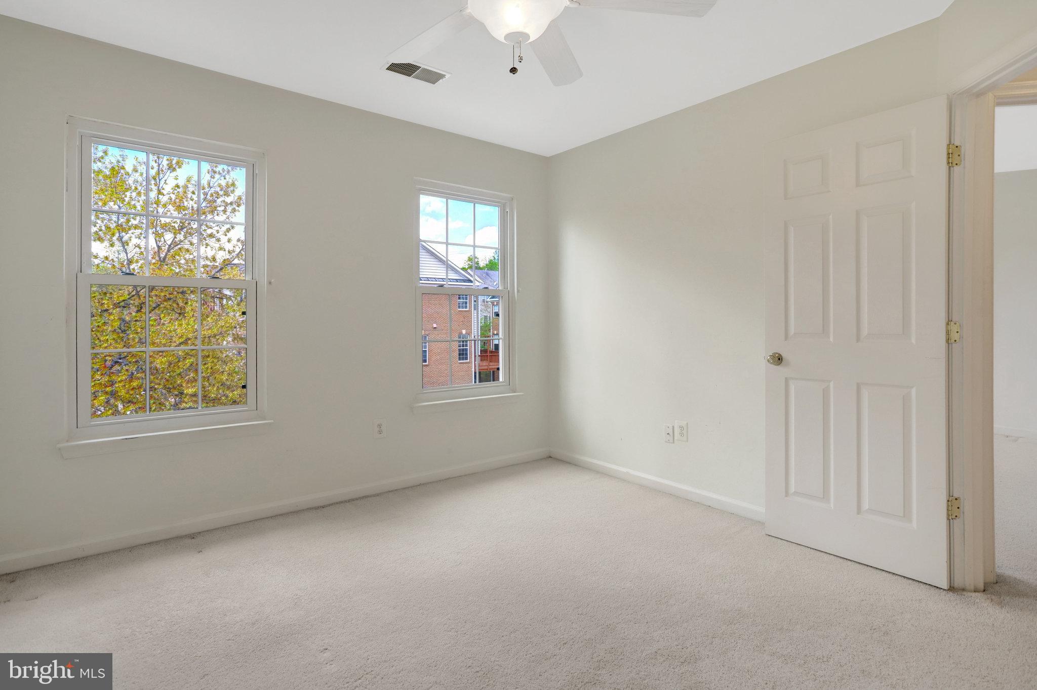 KINGSTOWNE - Residential