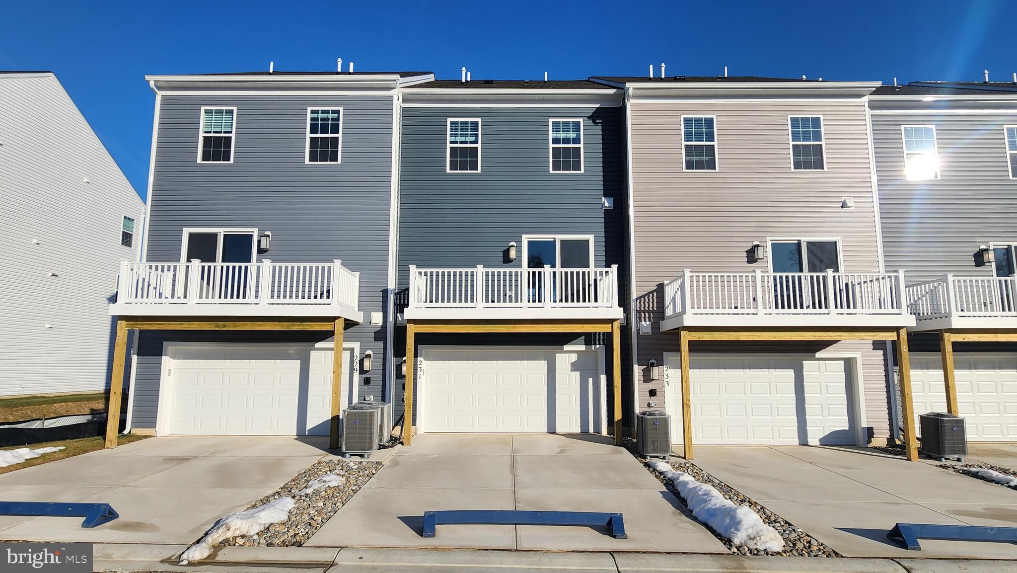 MAGNOLIA LANDING - Residential