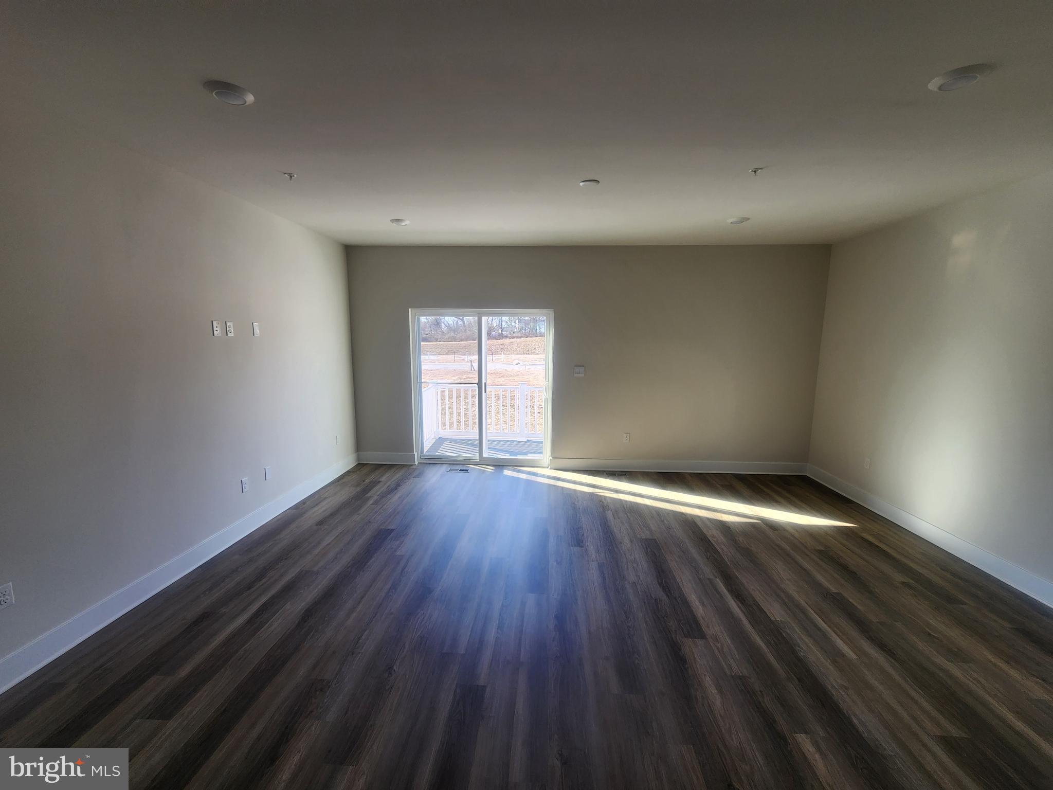 MAGNOLIA LANDING - Residential