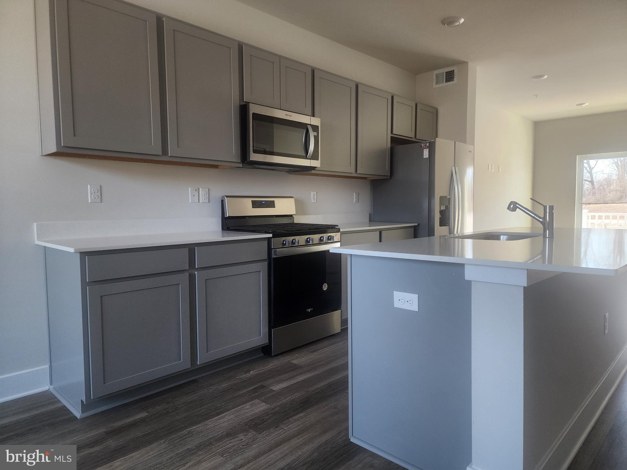 MAGNOLIA LANDING - Residential