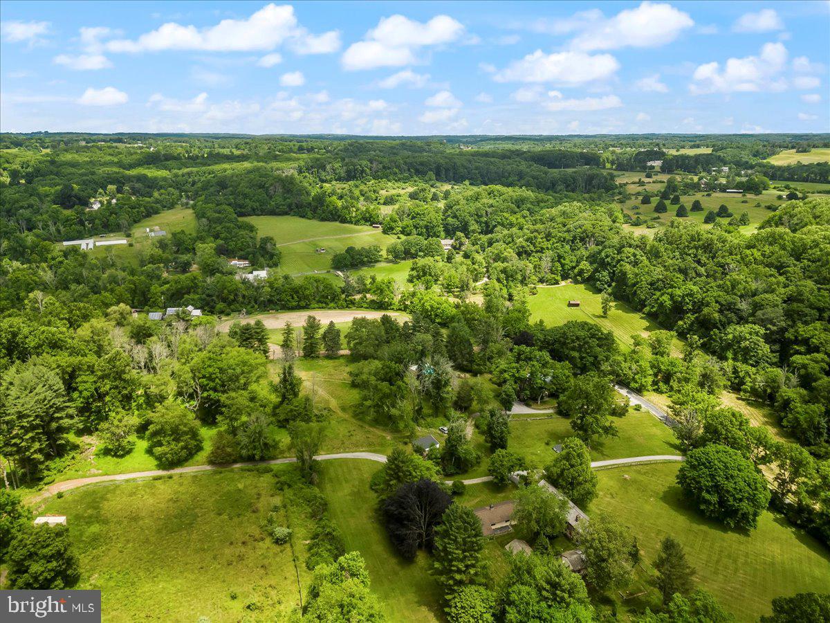 RADNOR HUNT - Residential