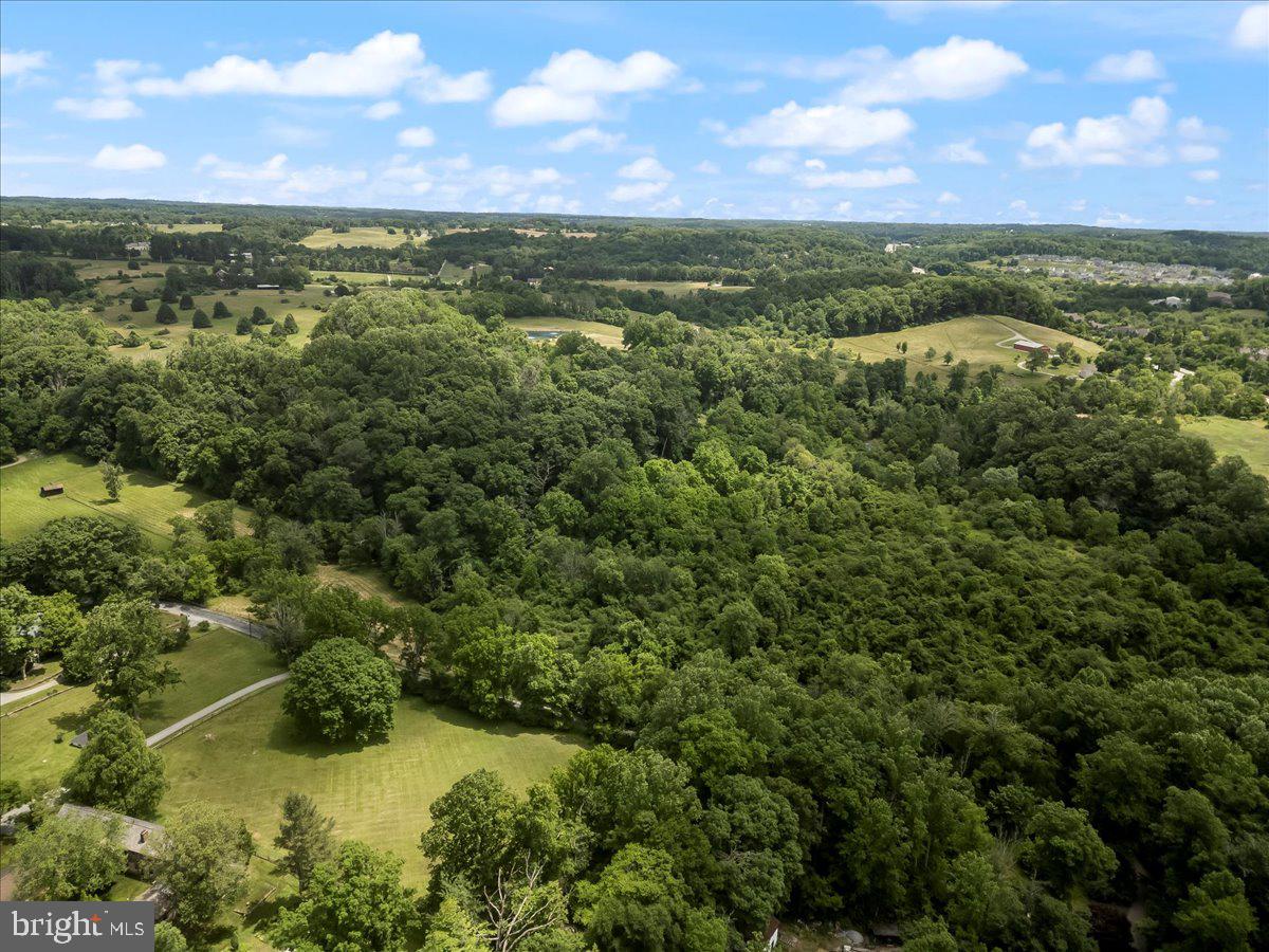 RADNOR HUNT - Residential