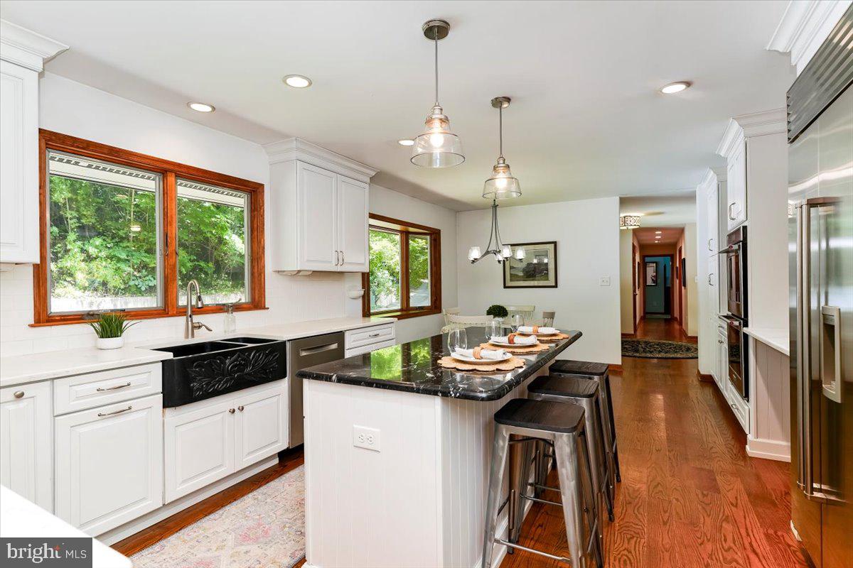 RADNOR HUNT - Residential