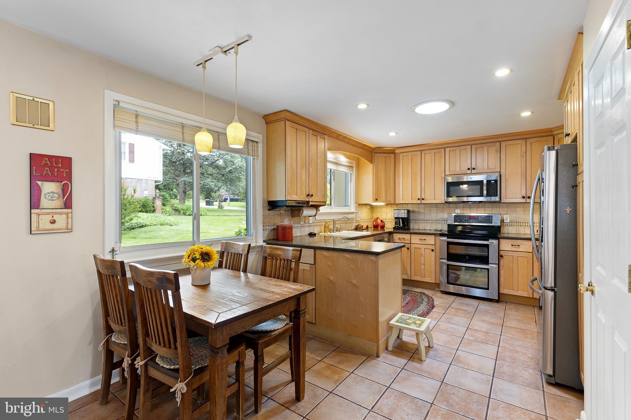 RIDGEWOOD - Residential