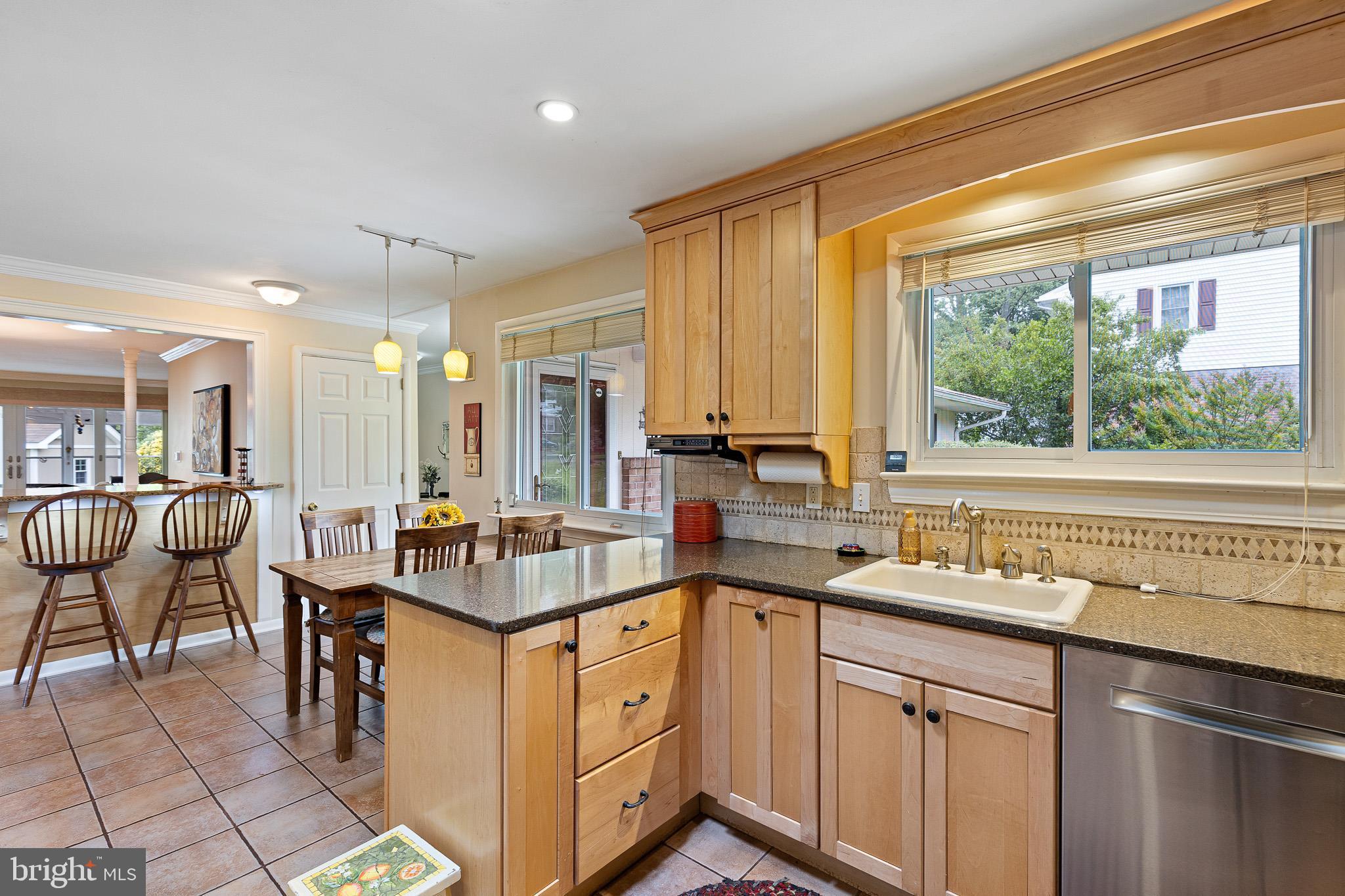 RIDGEWOOD - Residential