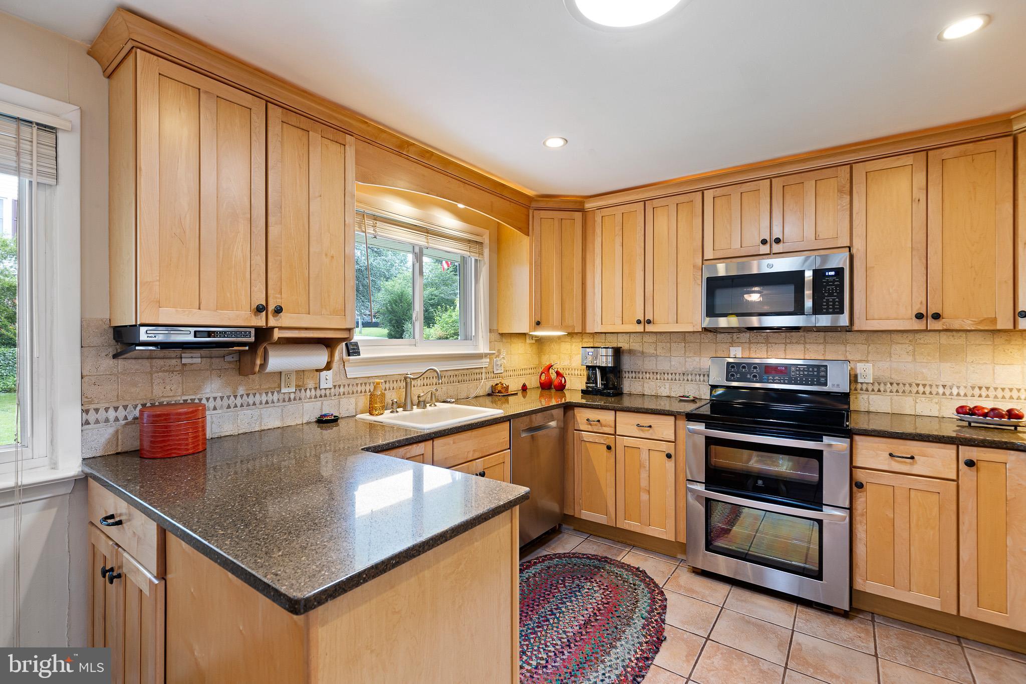 RIDGEWOOD - Residential