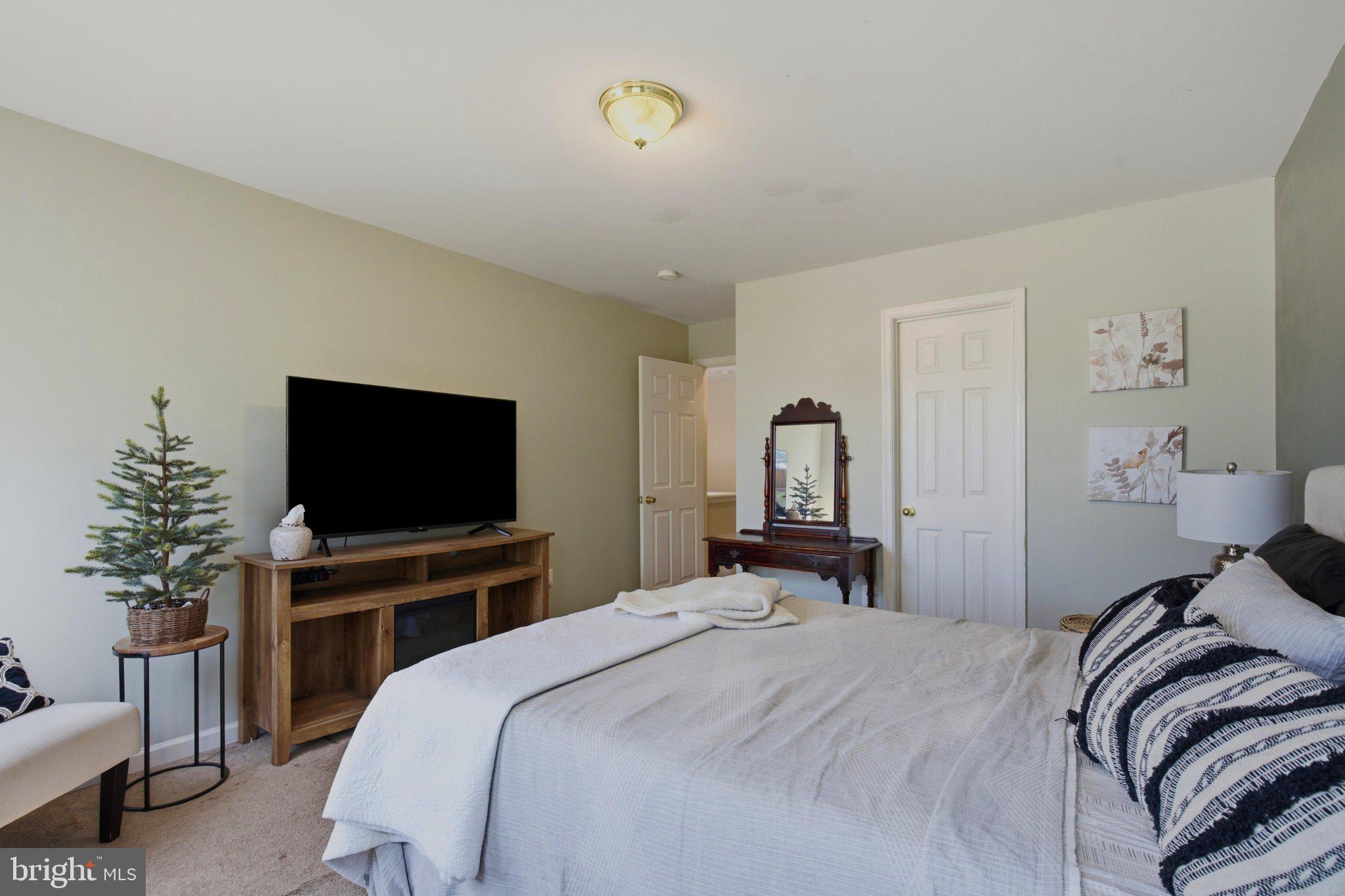 LEXINGTON PARK - Residential