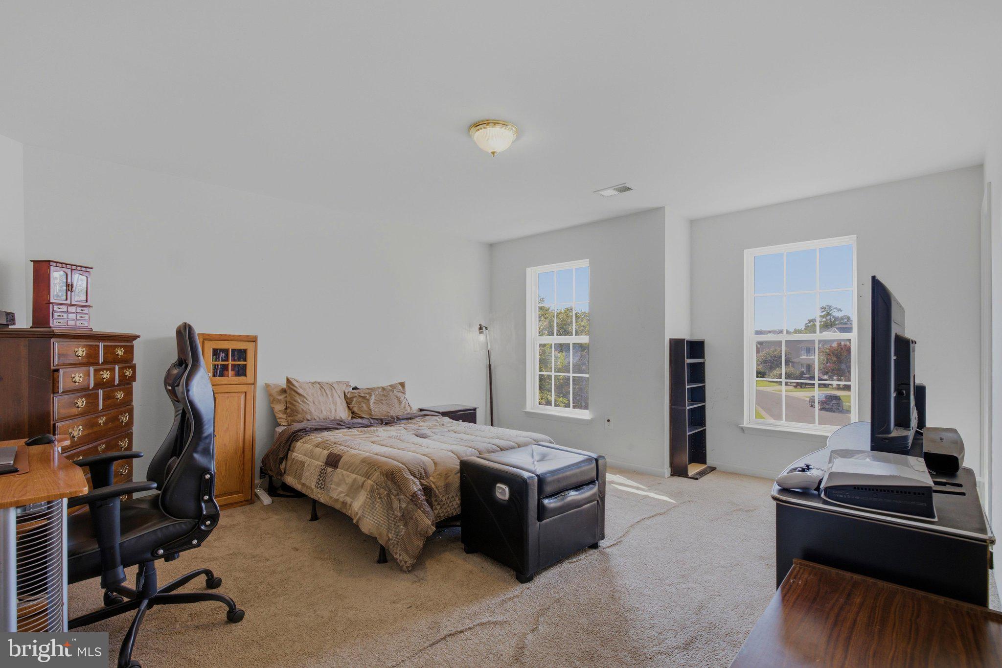 LEXINGTON PARK - Residential