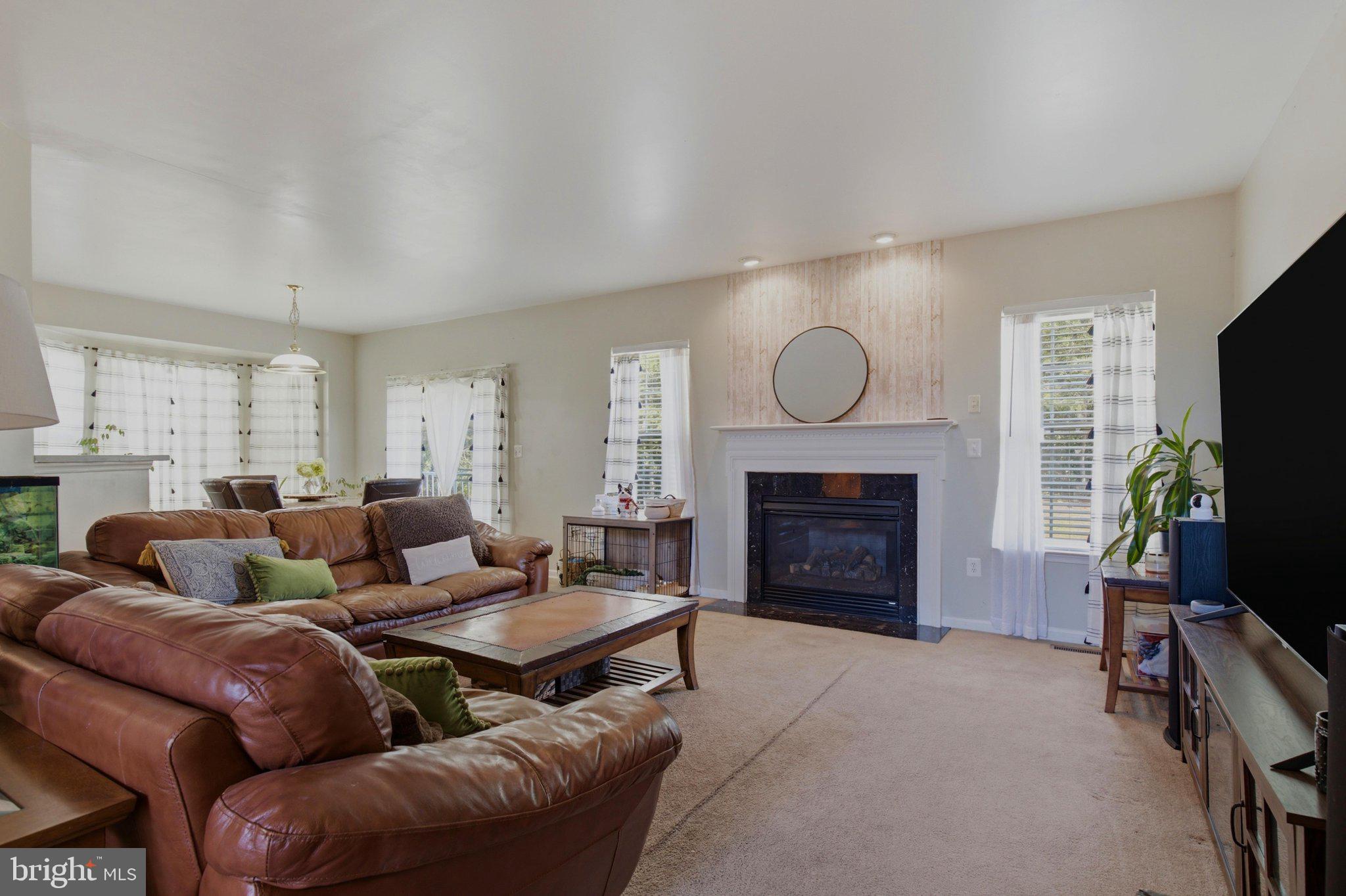LEXINGTON PARK - Residential