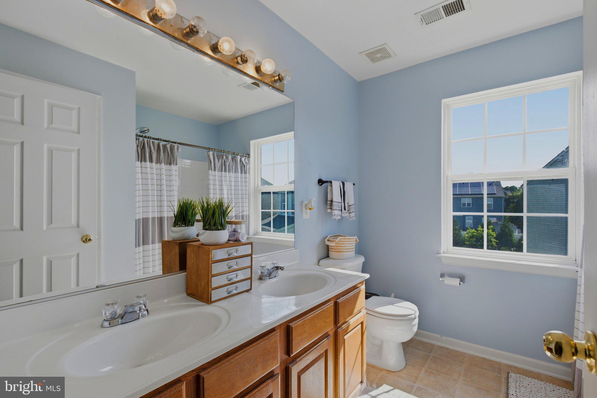LEXINGTON PARK - Residential