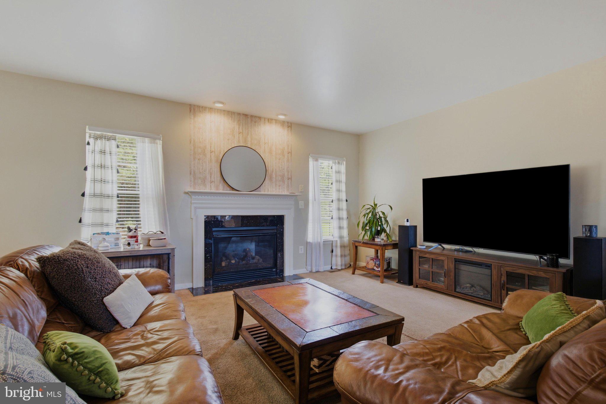 LEXINGTON PARK - Residential