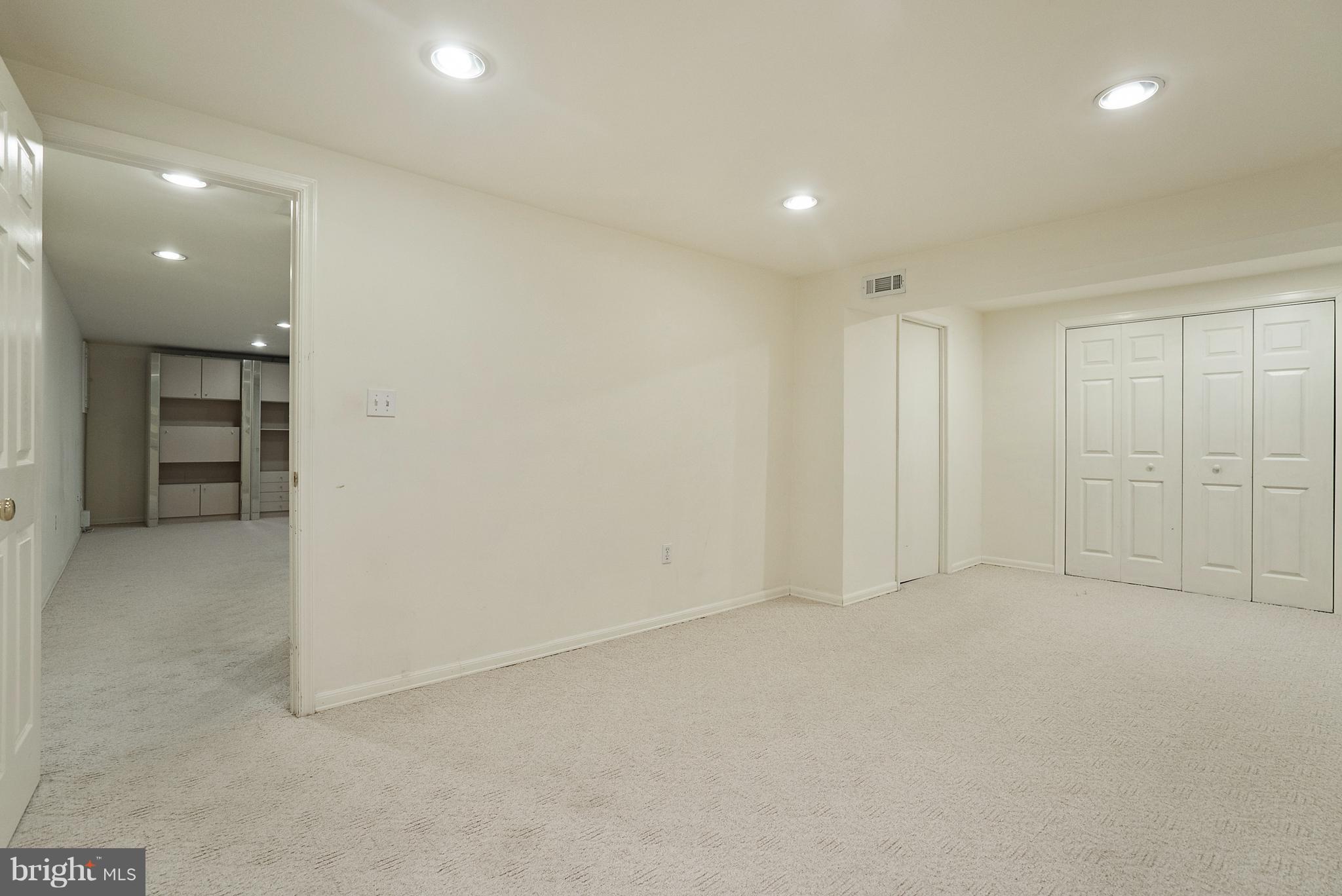 WATTS BRANCH MEADOWS - Residential