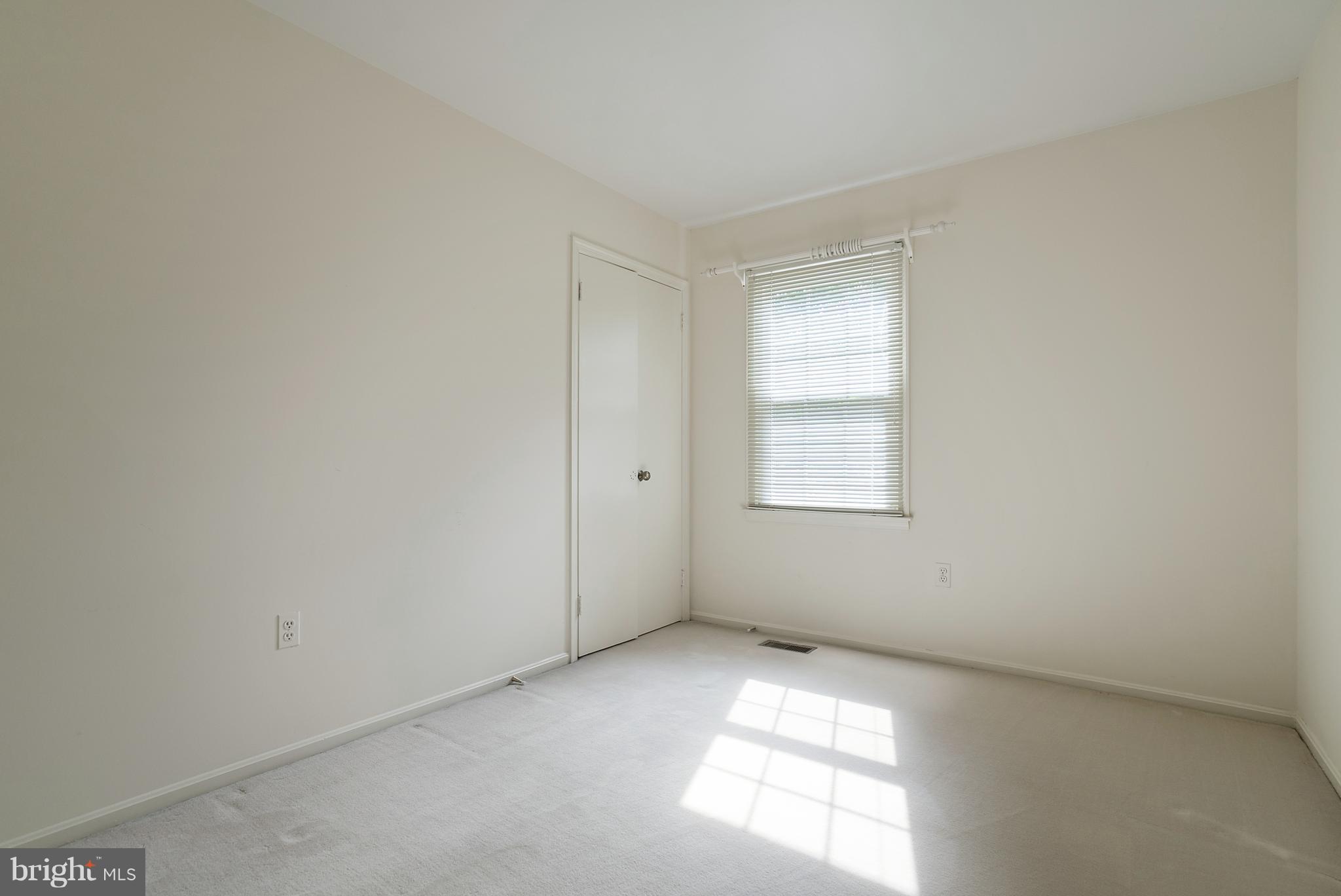 WATTS BRANCH MEADOWS - Residential