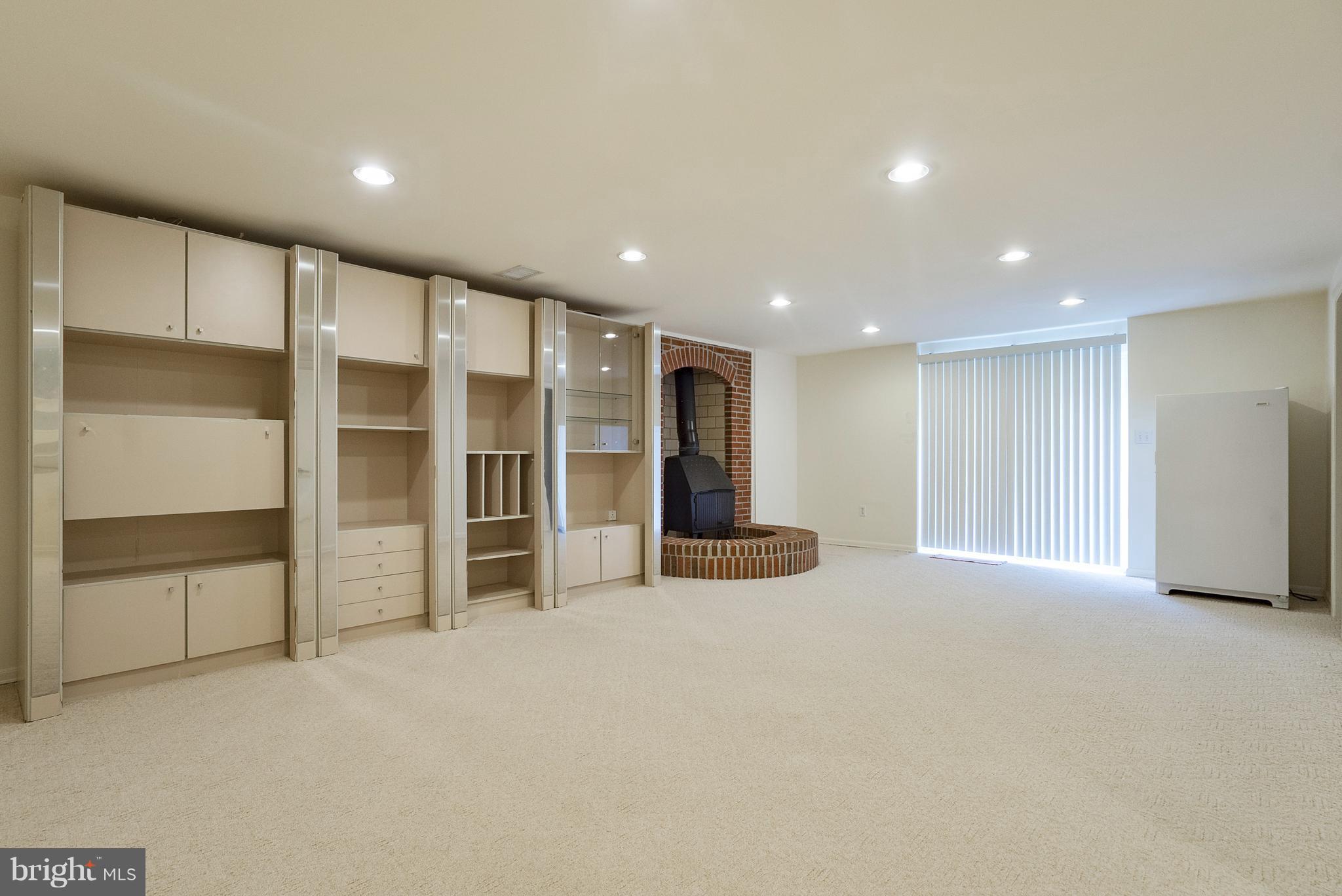 WATTS BRANCH MEADOWS - Residential